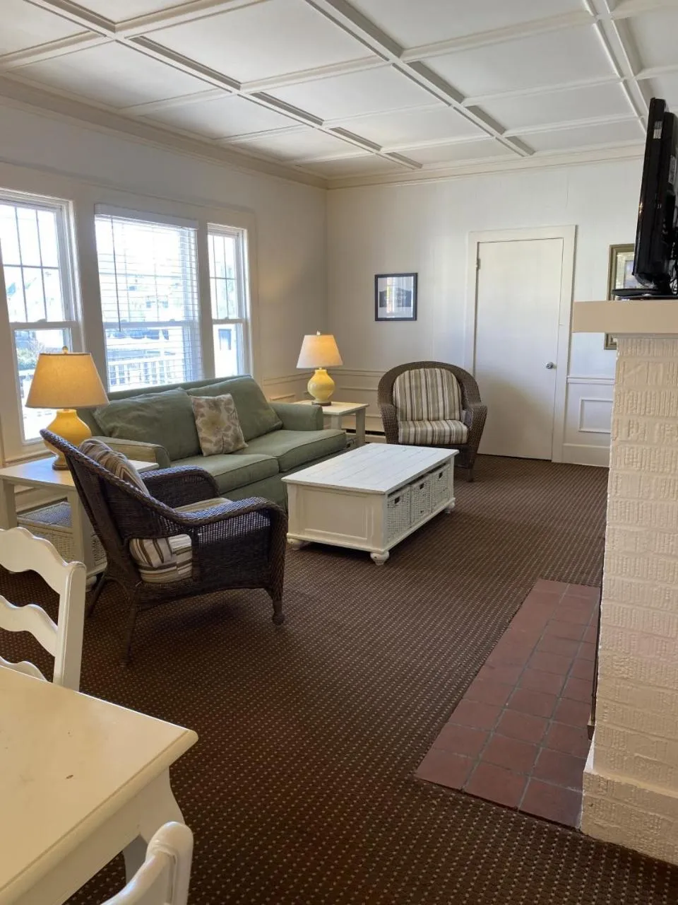 Photo of the whole room in The Admiral Hotel/Motel