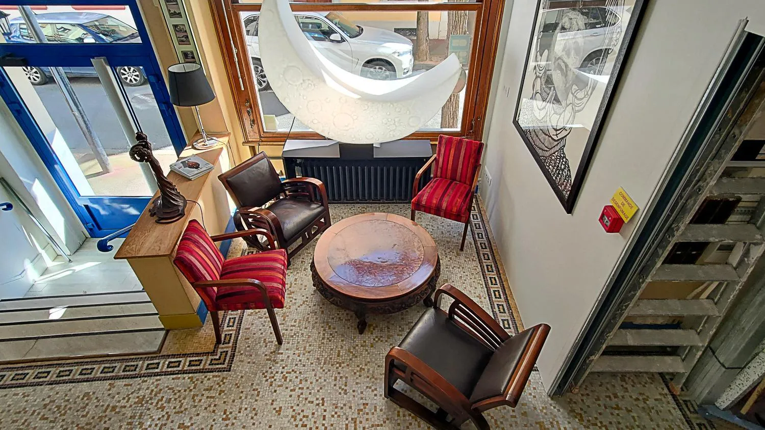 Property building in Trianon