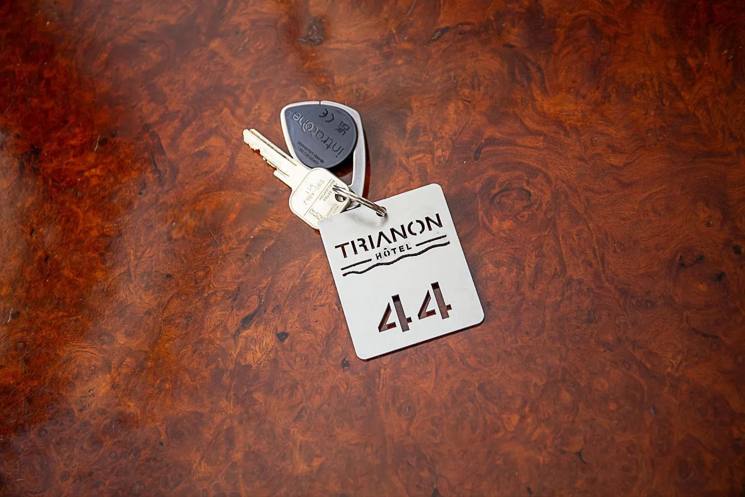 Property logo or sign in Trianon