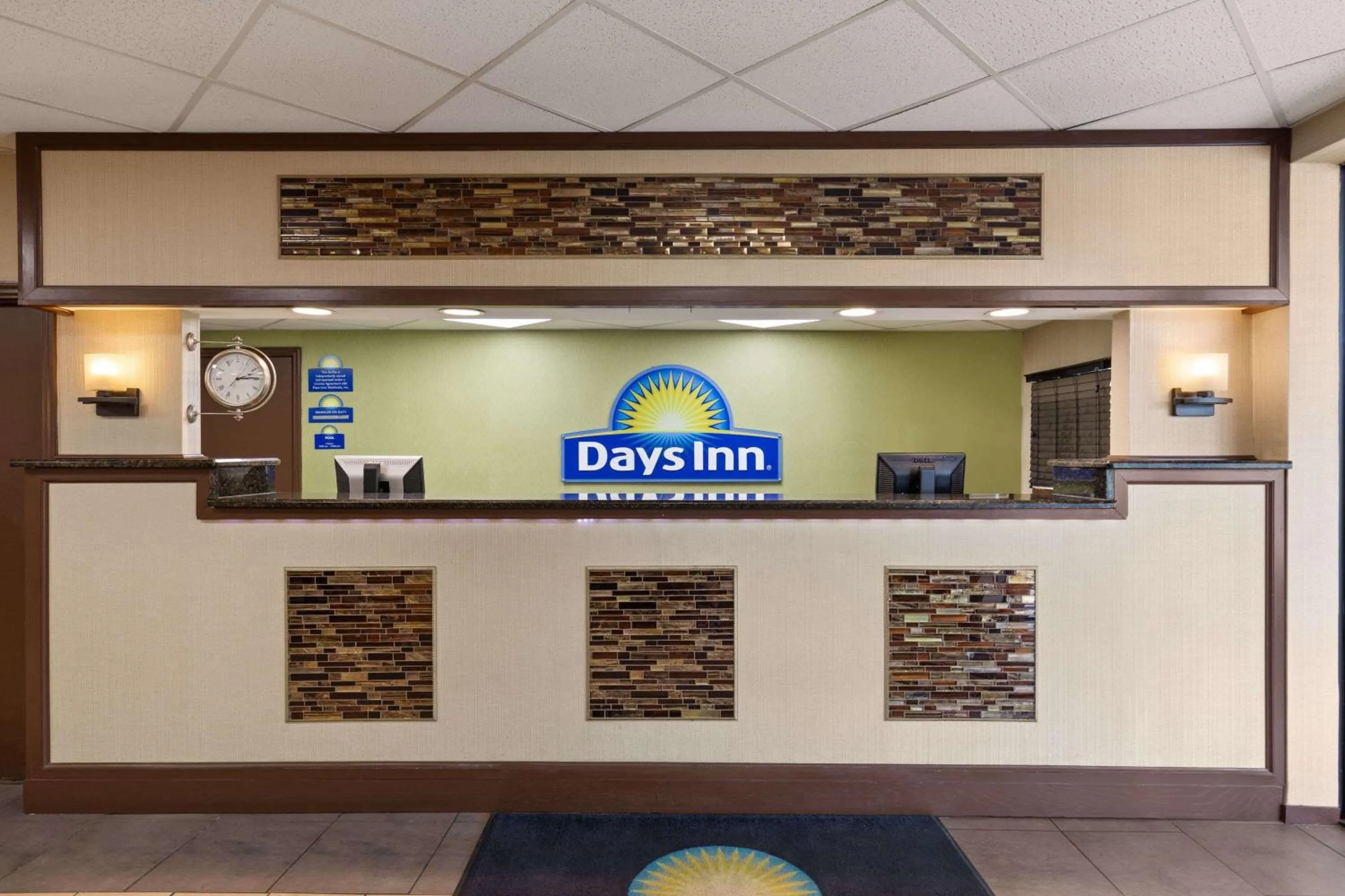 Lobby or reception in Days Inn by Wyndham Knoxville East