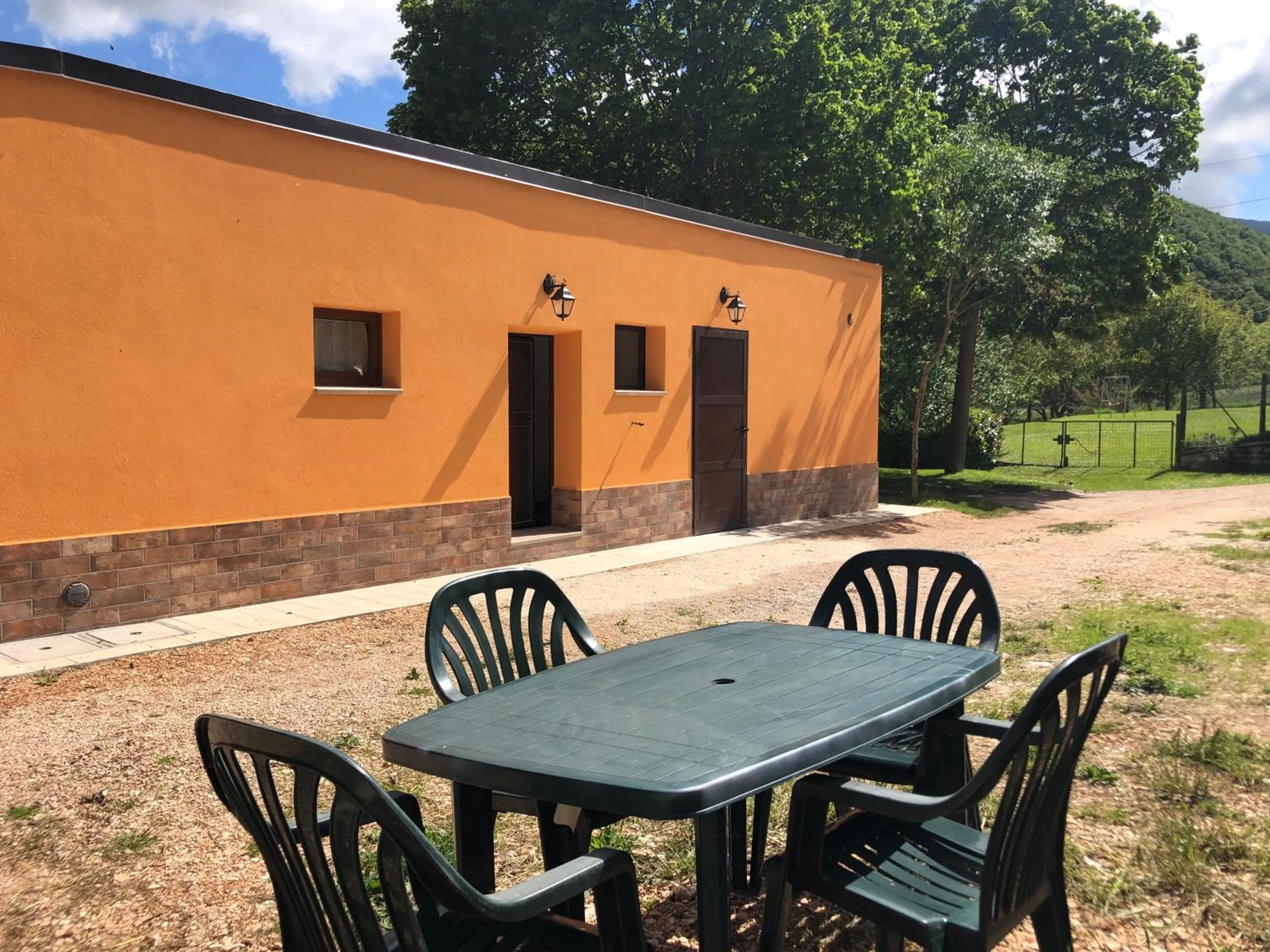 Property building in B&B Ollyfarm