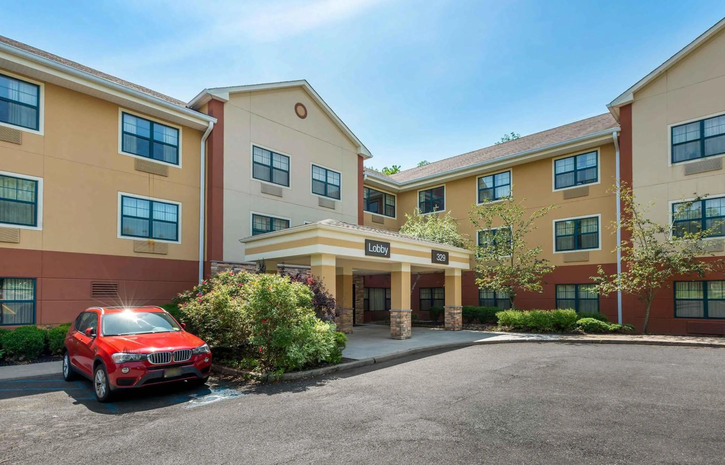 Property building in Extended Stay America Suites - Red Bank - Middletown