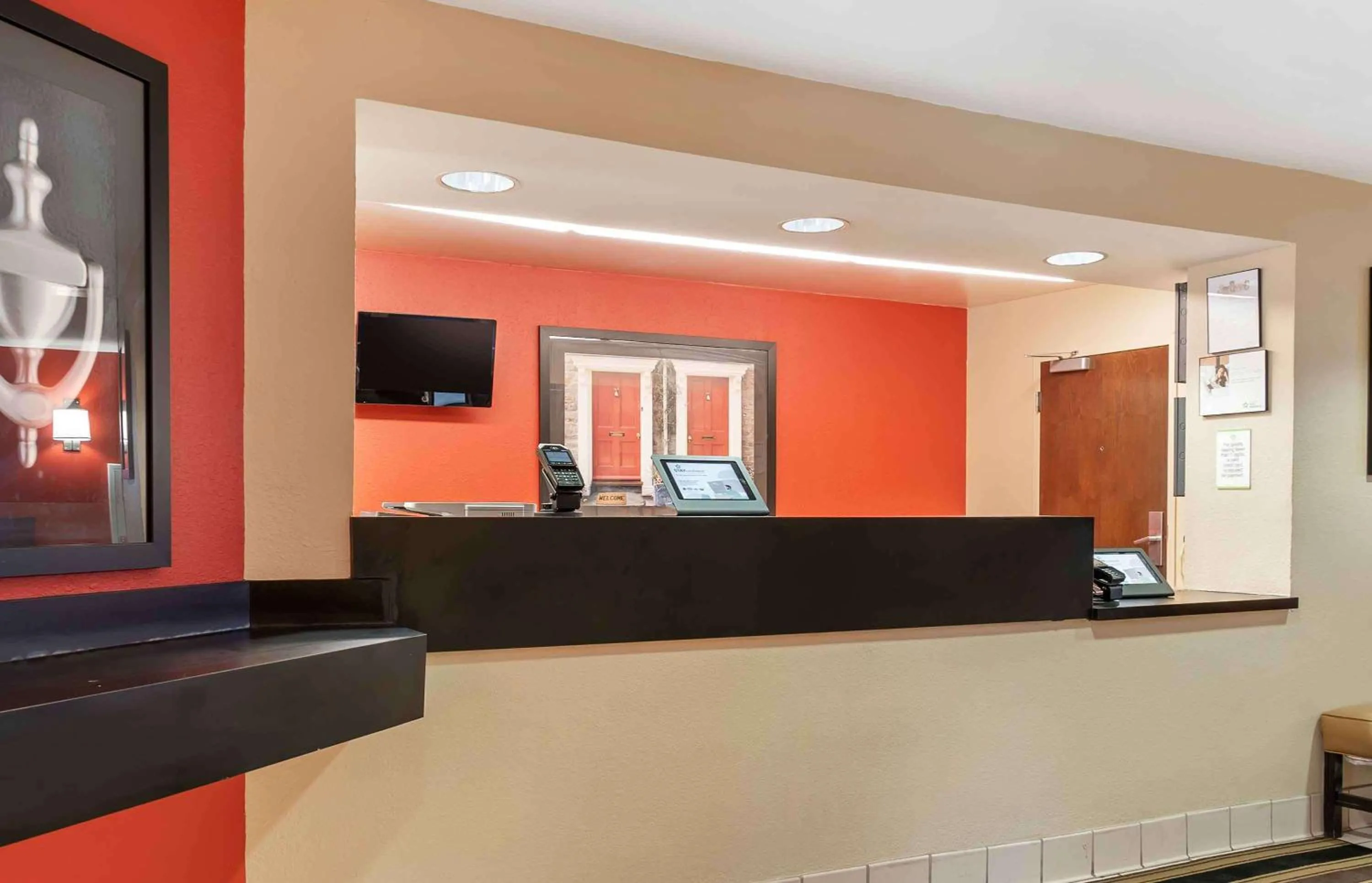 Lobby or reception in Extended Stay America Select Suites - Detroit - Sterling Heights