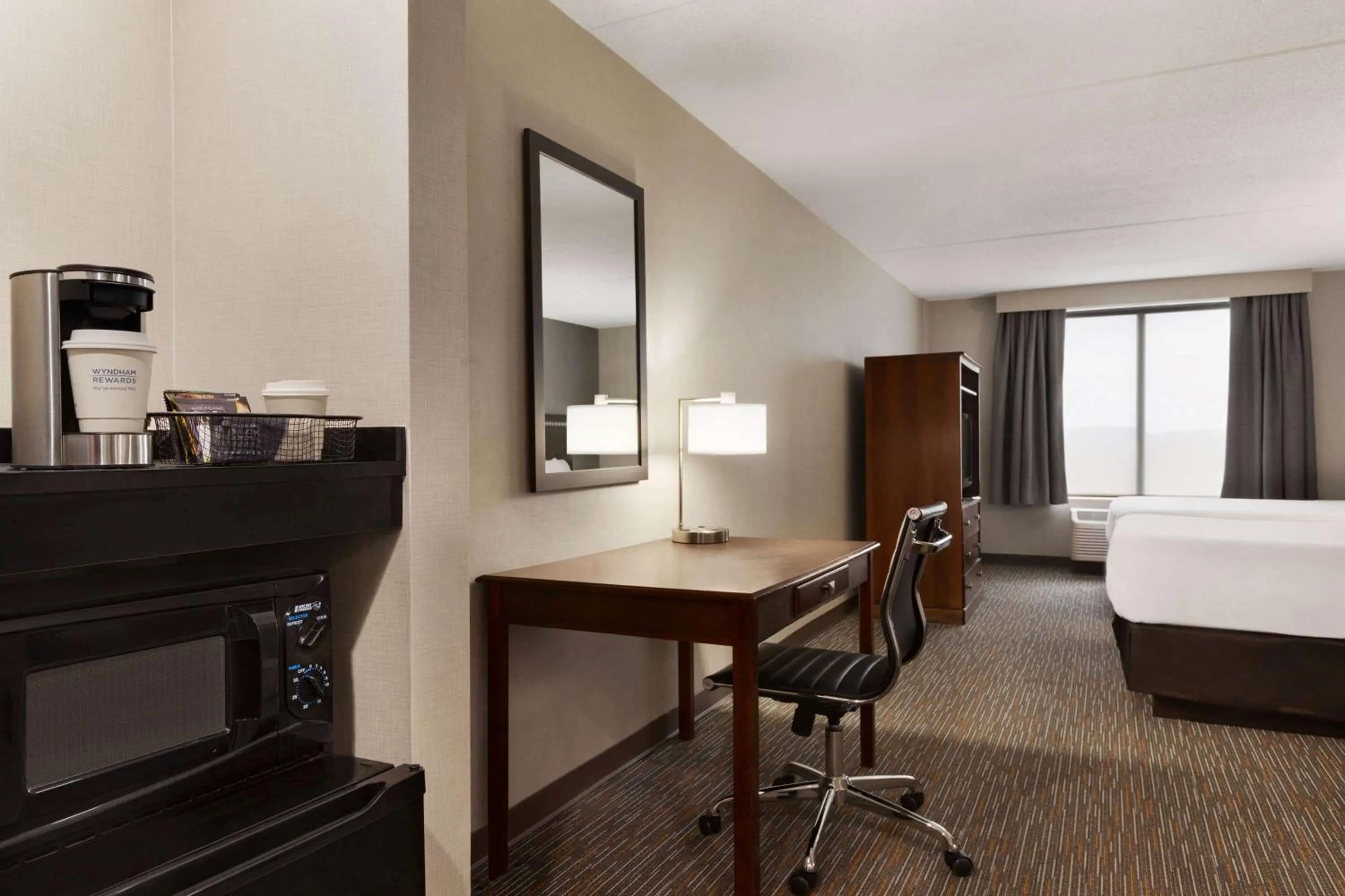 Photo of the whole room, Bed in Wingate by Wyndham Bridgeport Clarksburg