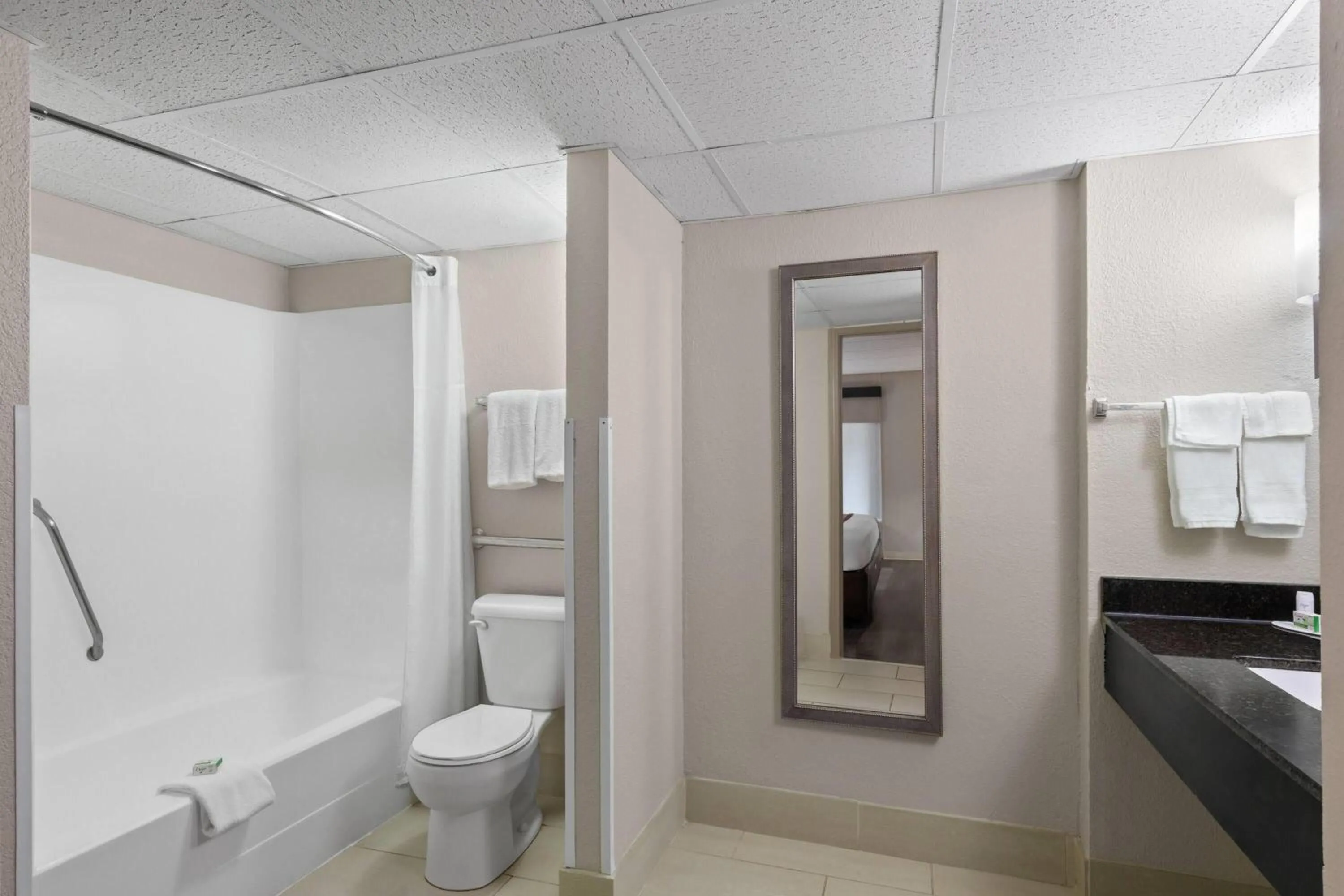 Bathroom in Baymont by Wyndham Knoxville I-75