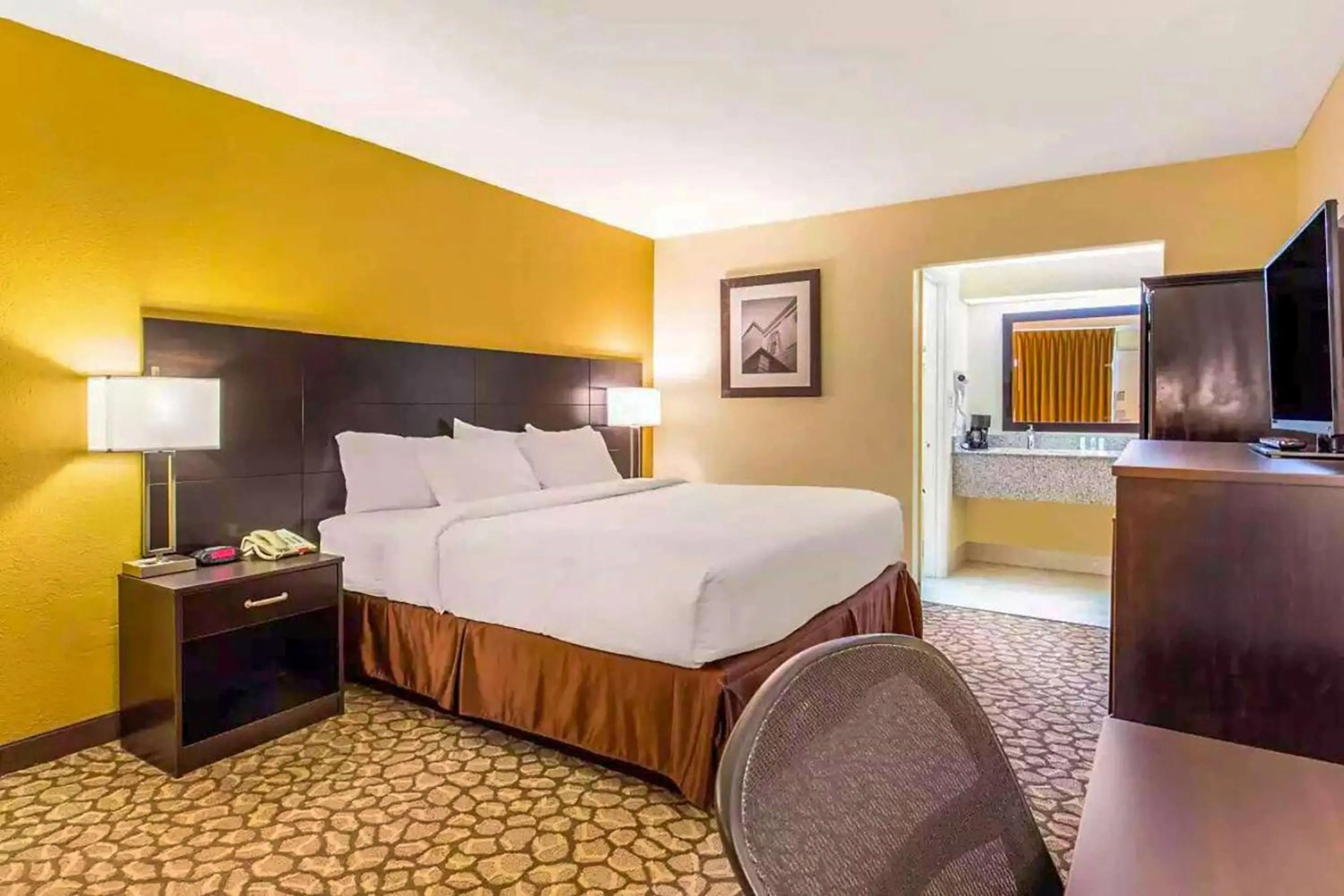 Ramada by Wyndham Santee I-95