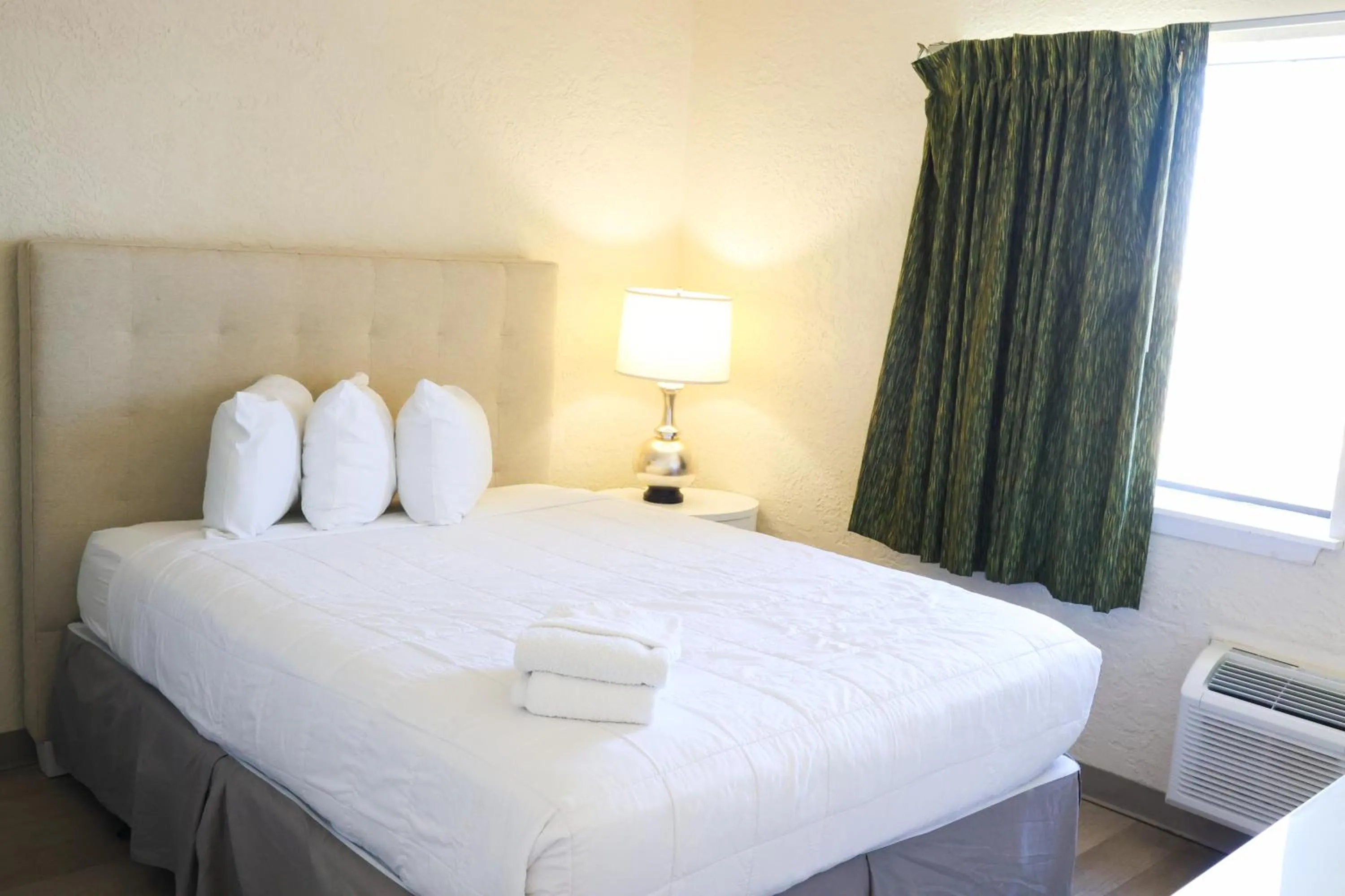 Bedroom in Flamingo Hotel & Tower