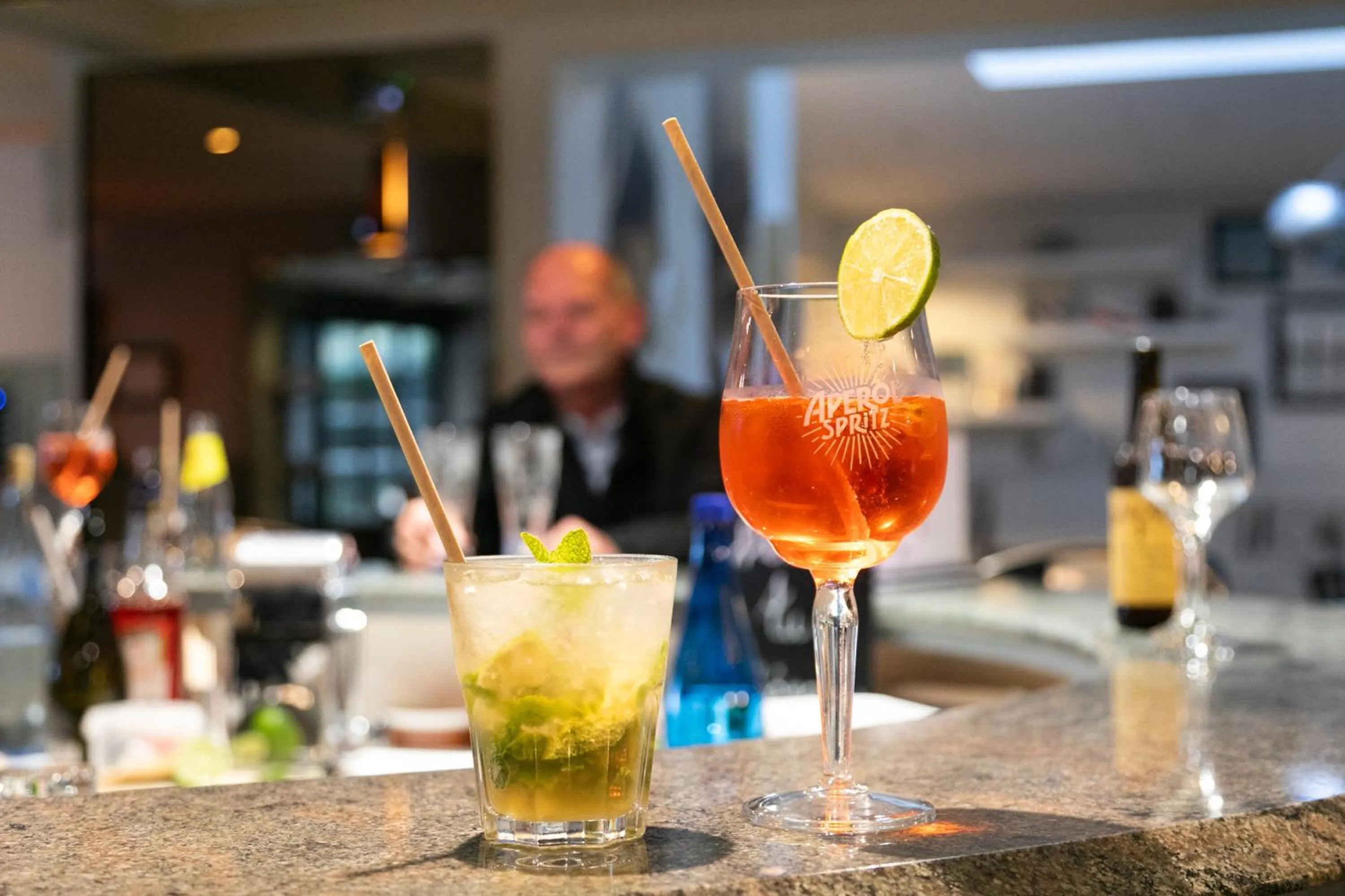 Lounge or bar in Logis Hotel Restaurant Au Chêne Vert, Saint-Brieuc