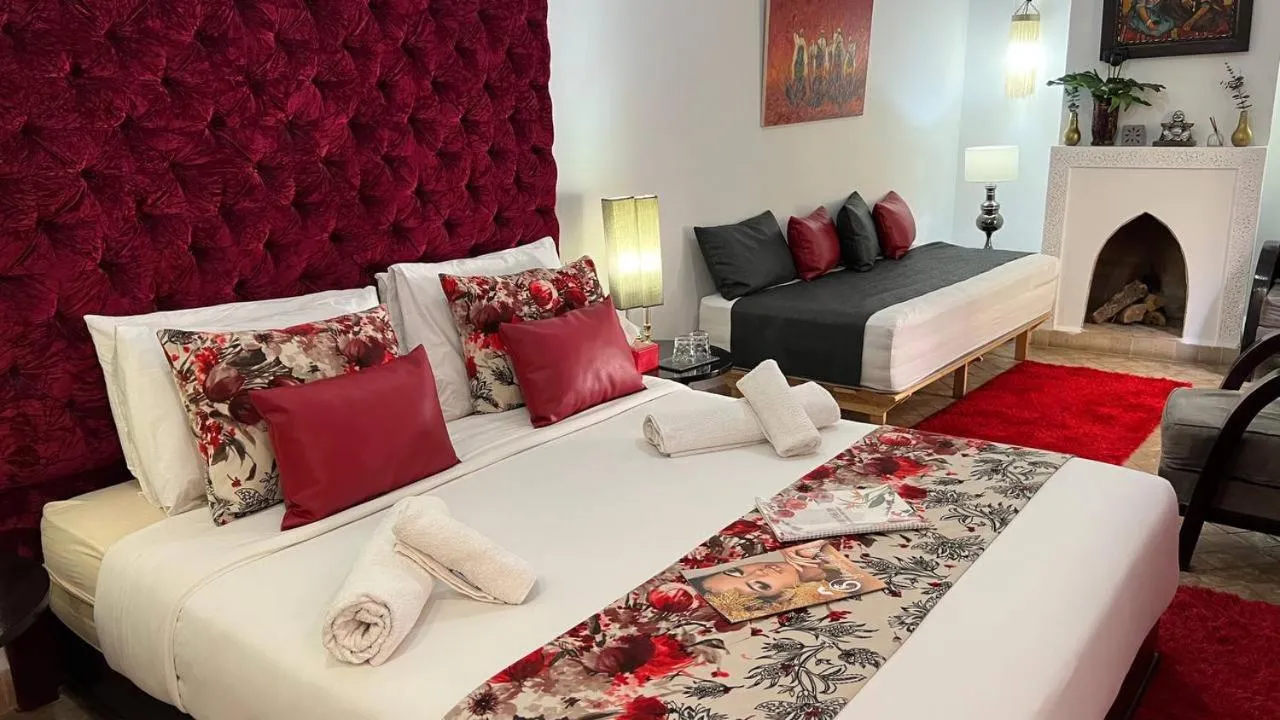 Bed in RIAD PÉNÉLOPE Marrakech