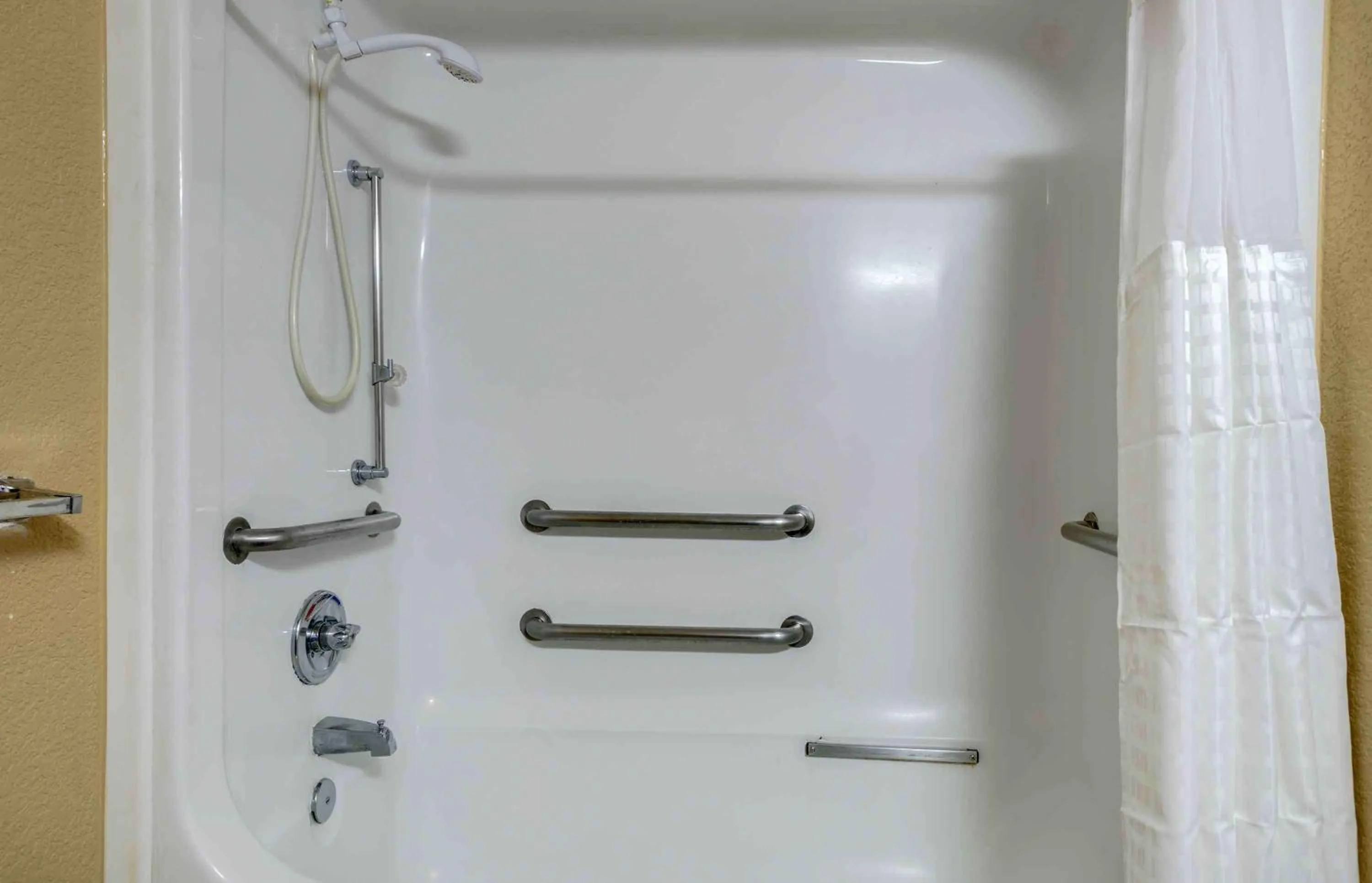 Bathroom in Extended Stay America Select Suites - Dallas - Las Colinas - Meadow Creek Dr