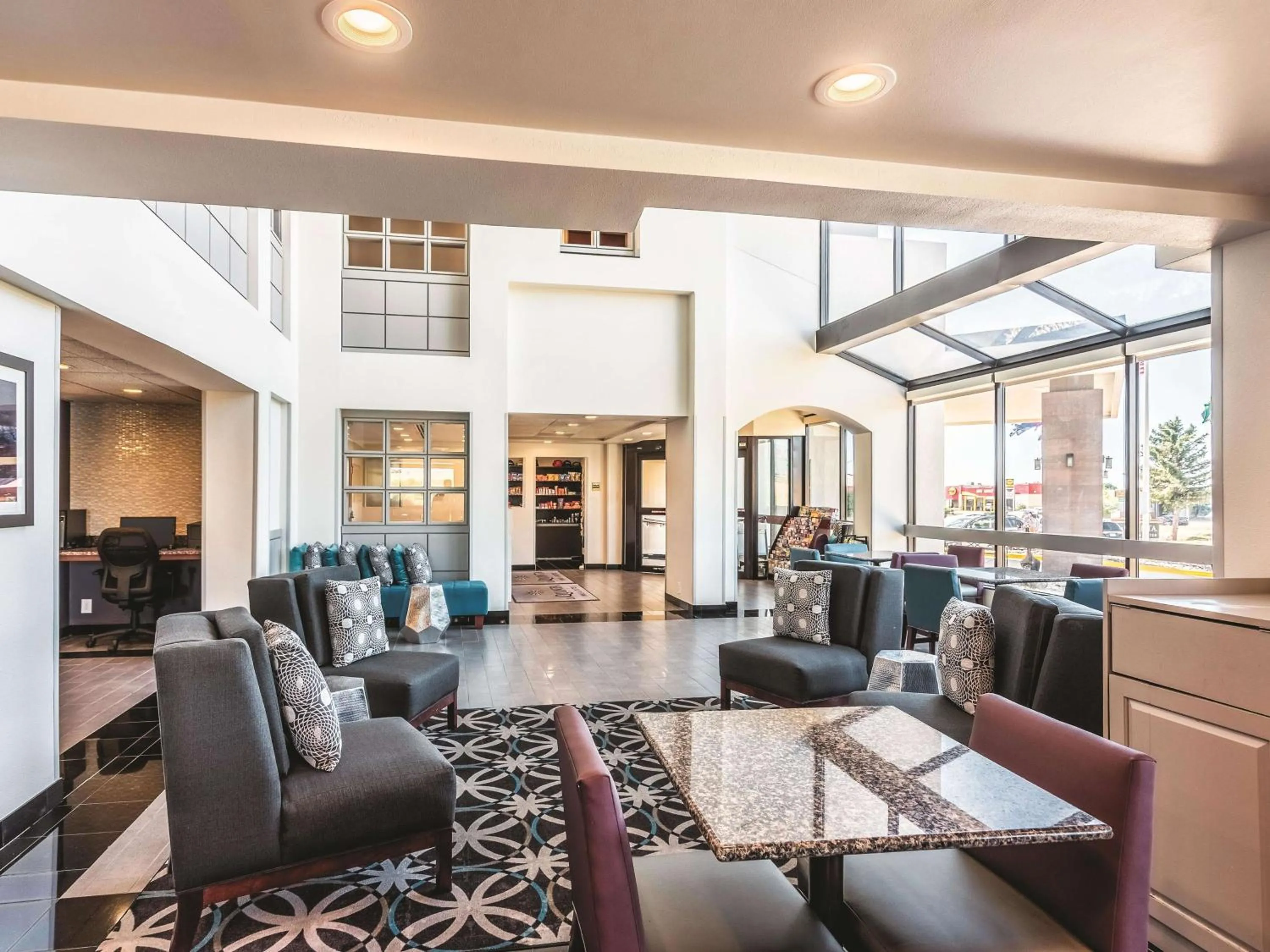 Lobby or reception in La Quinta by Wyndham Colorado Springs North