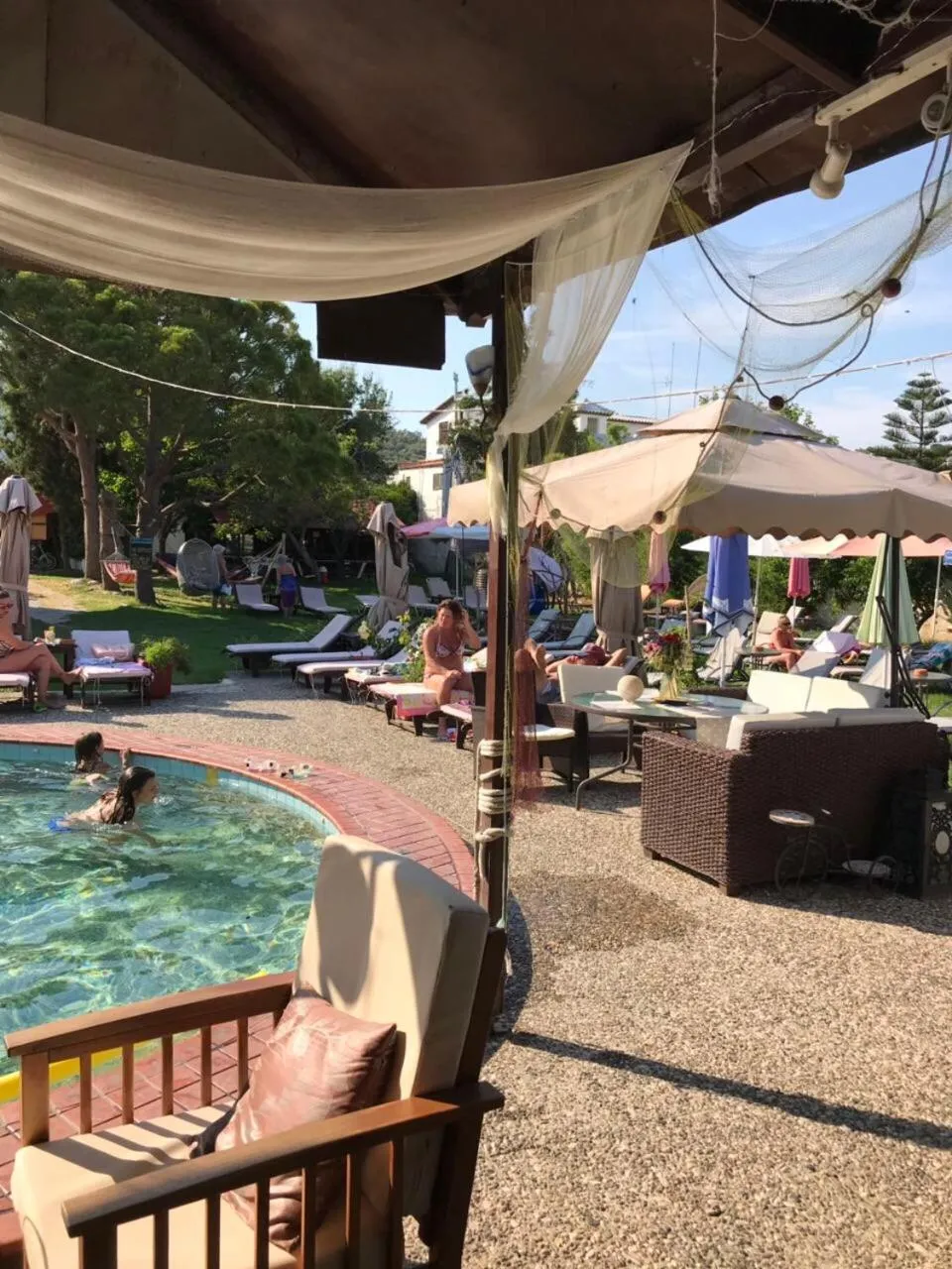 Restaurant/places to eat in Oasis