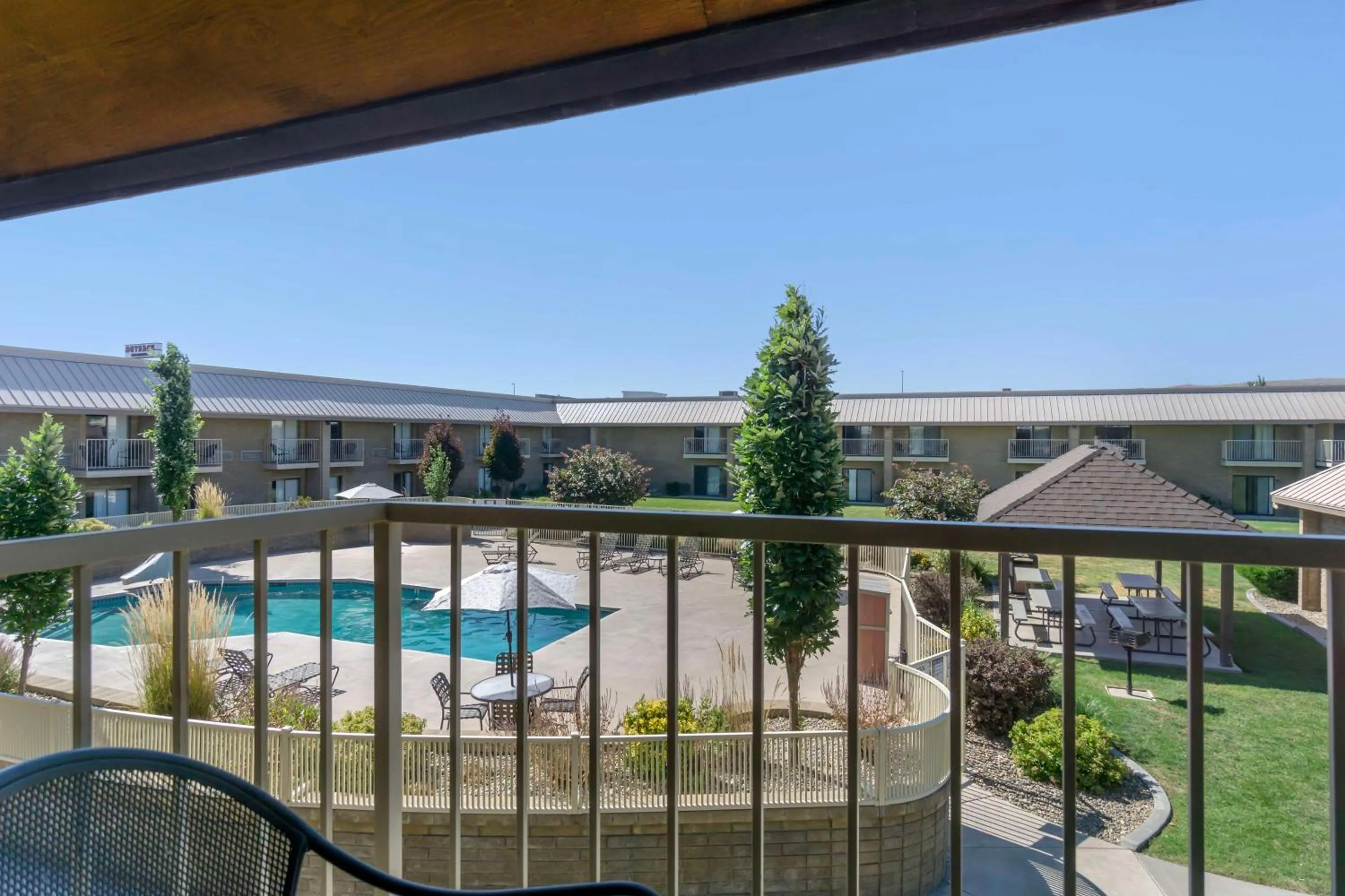 View (from property/room) in Best Western Plus Ahtanum Inn