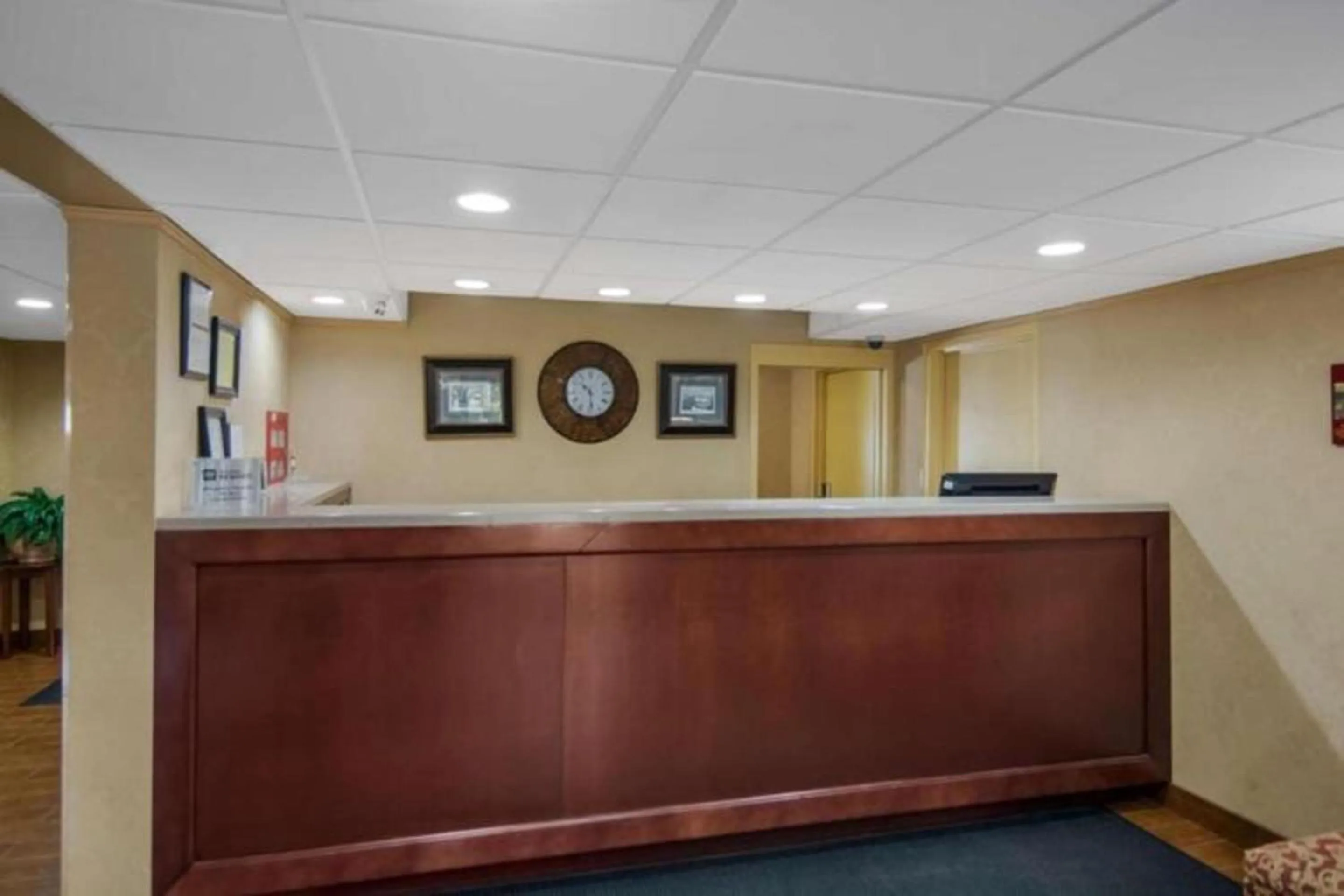 Lobby or reception in Motel 6 Stafford VA Quantico