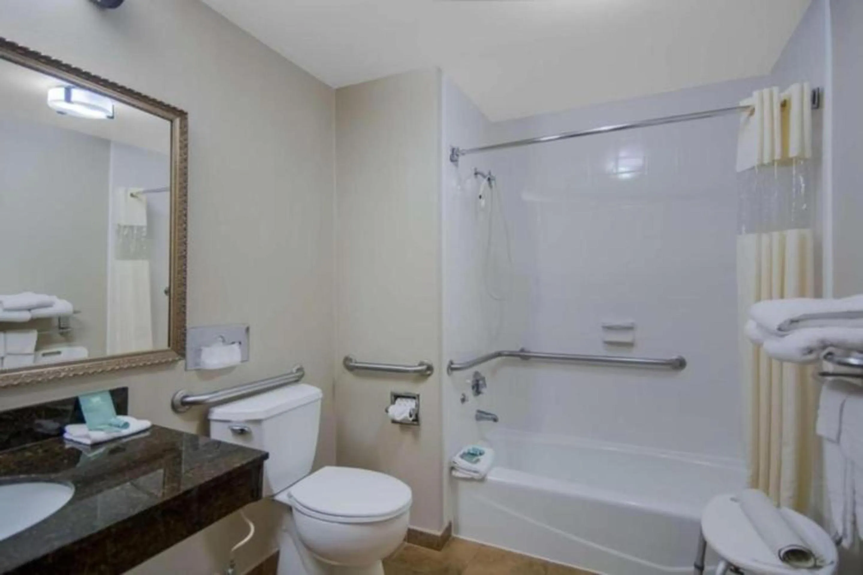 Bathroom in Motel 6 Stafford VA Quantico