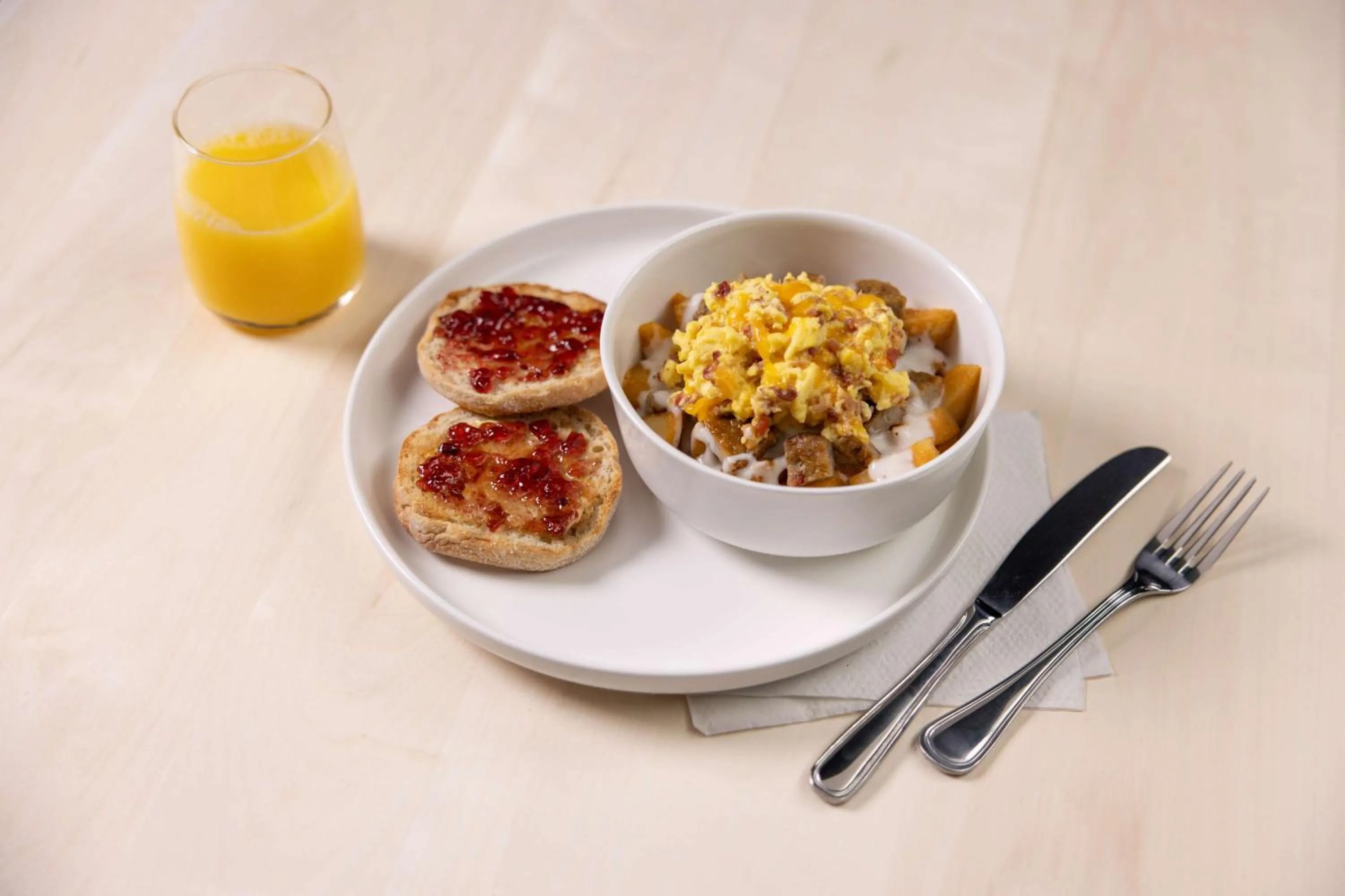 Breakfast in Drury Inn & Suites Springfield