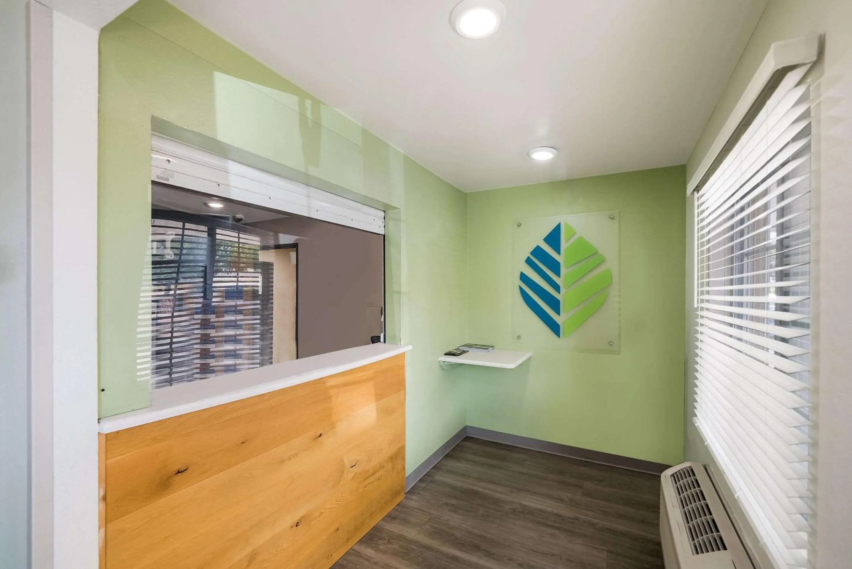 Lobby or reception in WoodSpring Suites Fort Worth Fossil Creek