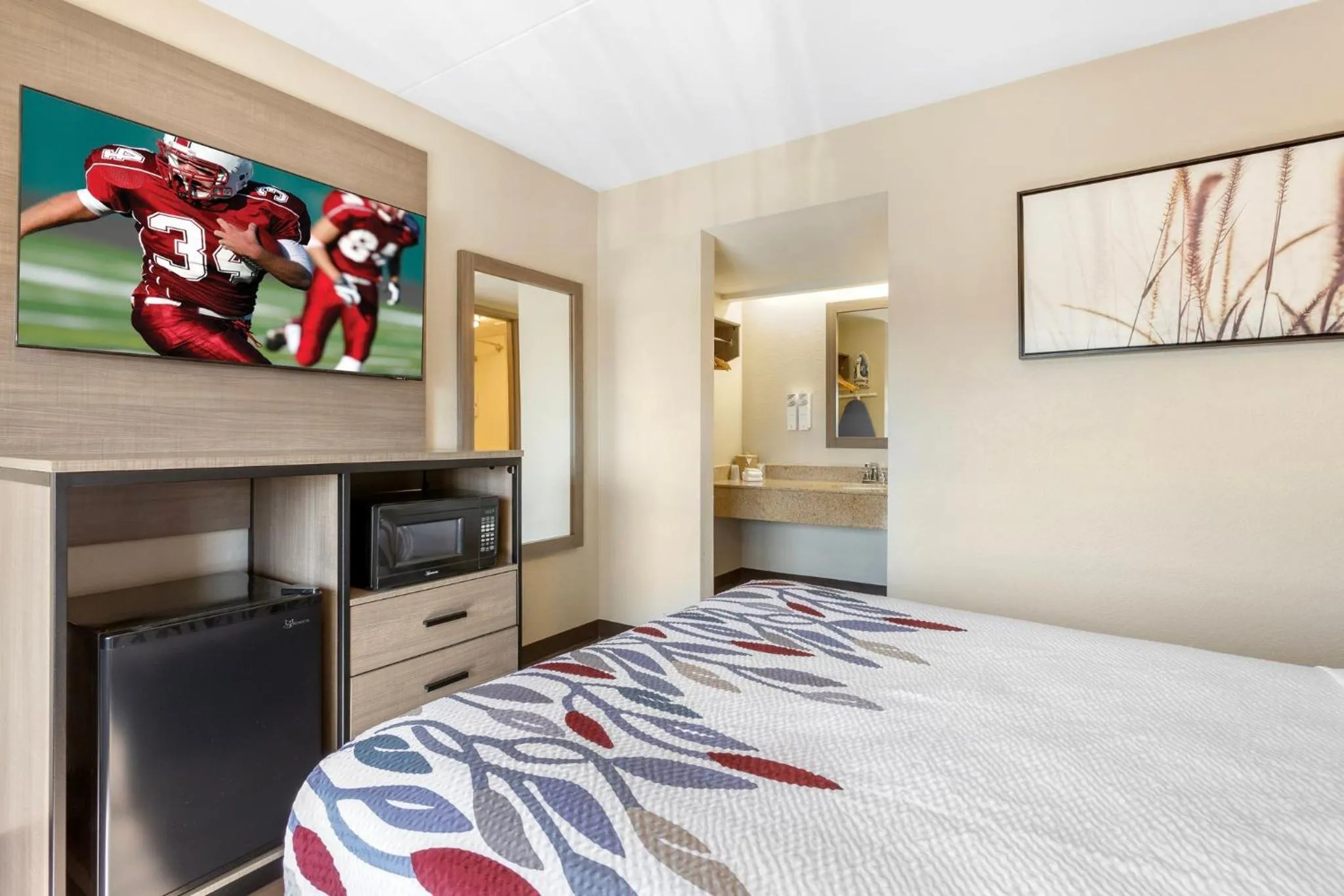 Photo of the whole room in Red Roof Inn Tucson South - Airport