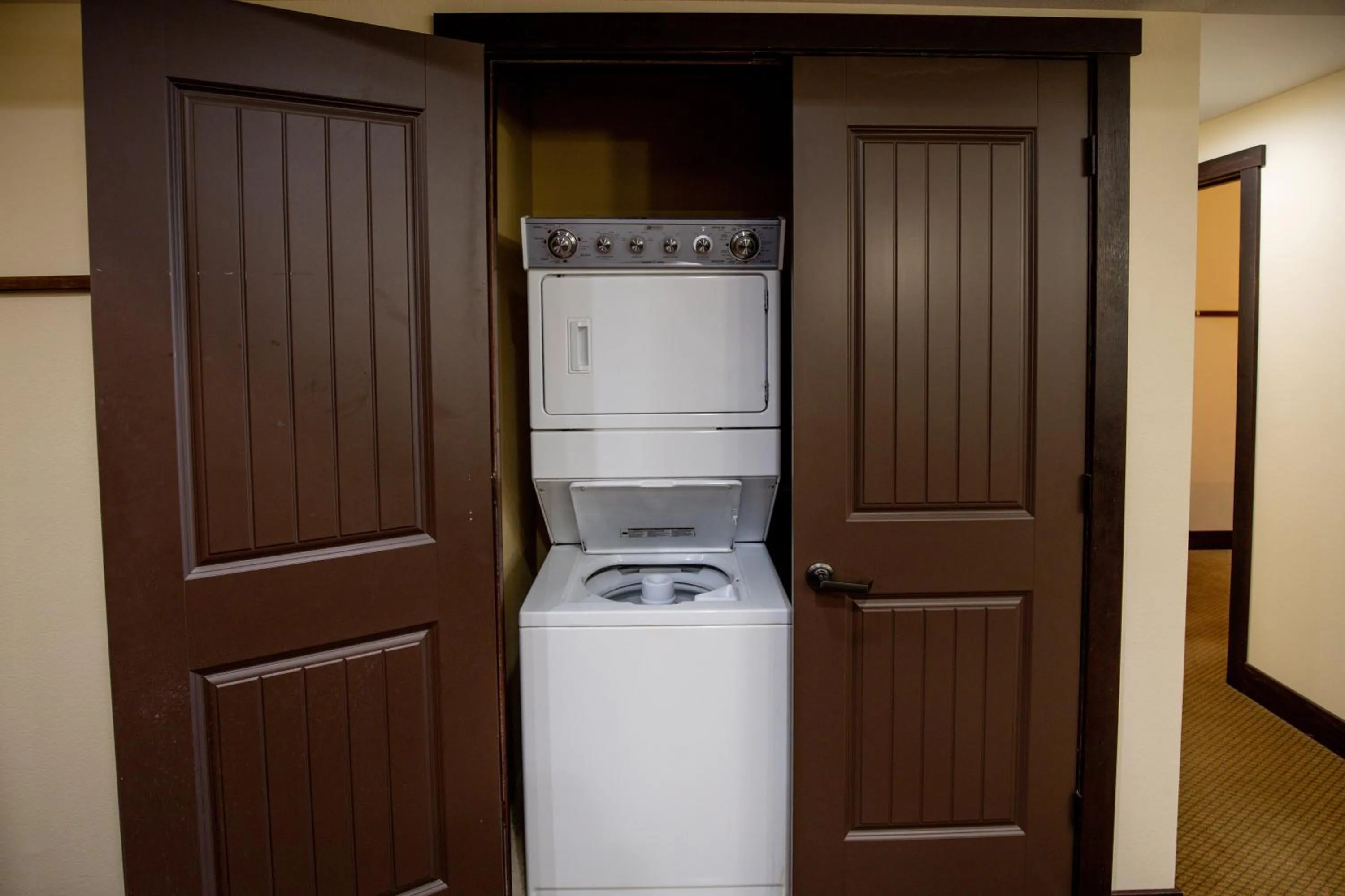 washing machine in Chase On The Lake