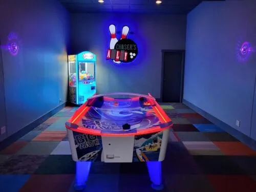 Game Room in Chase On The Lake