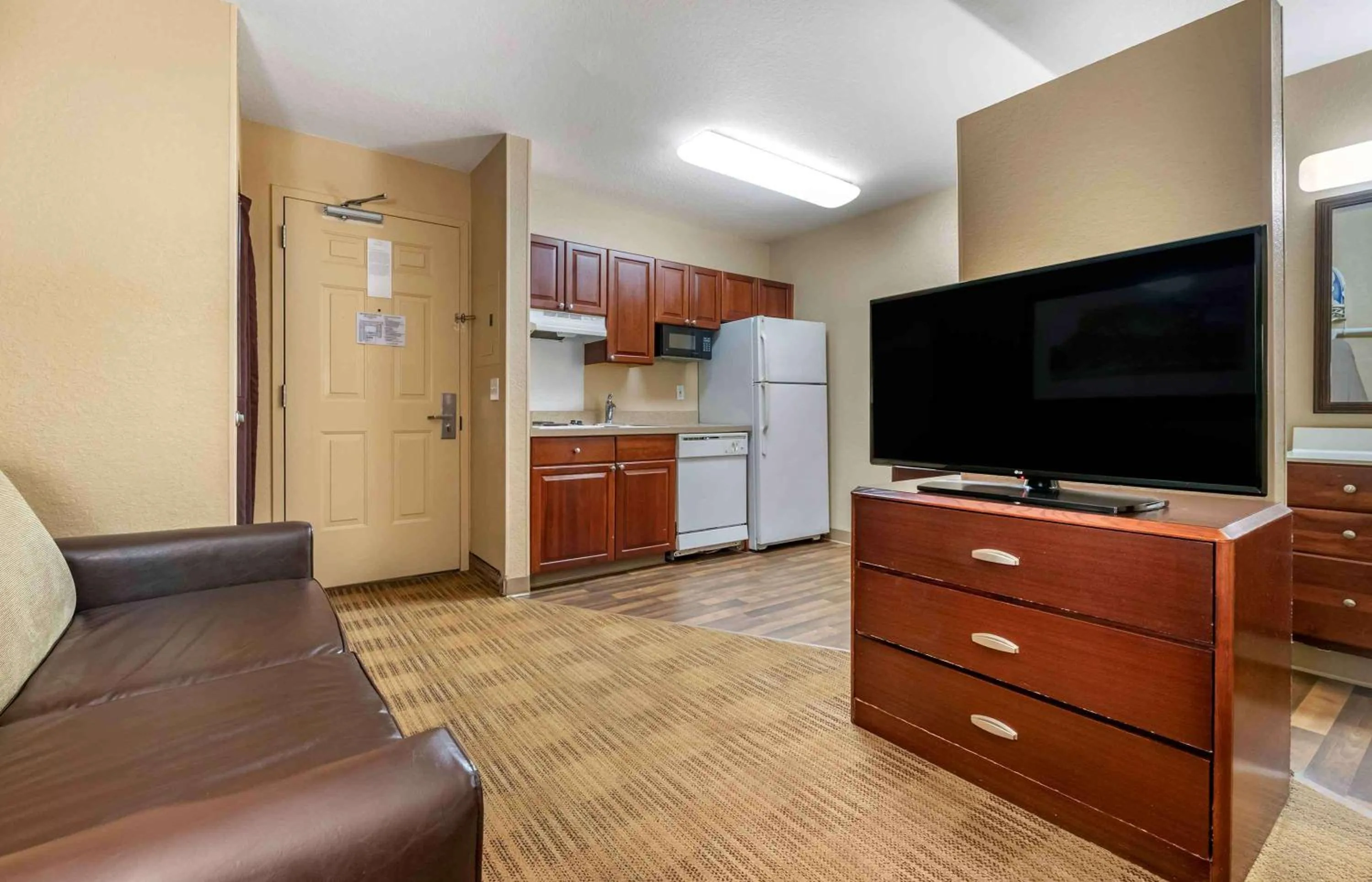 Bedroom in Extended Stay America Suites - Austin - North Central
