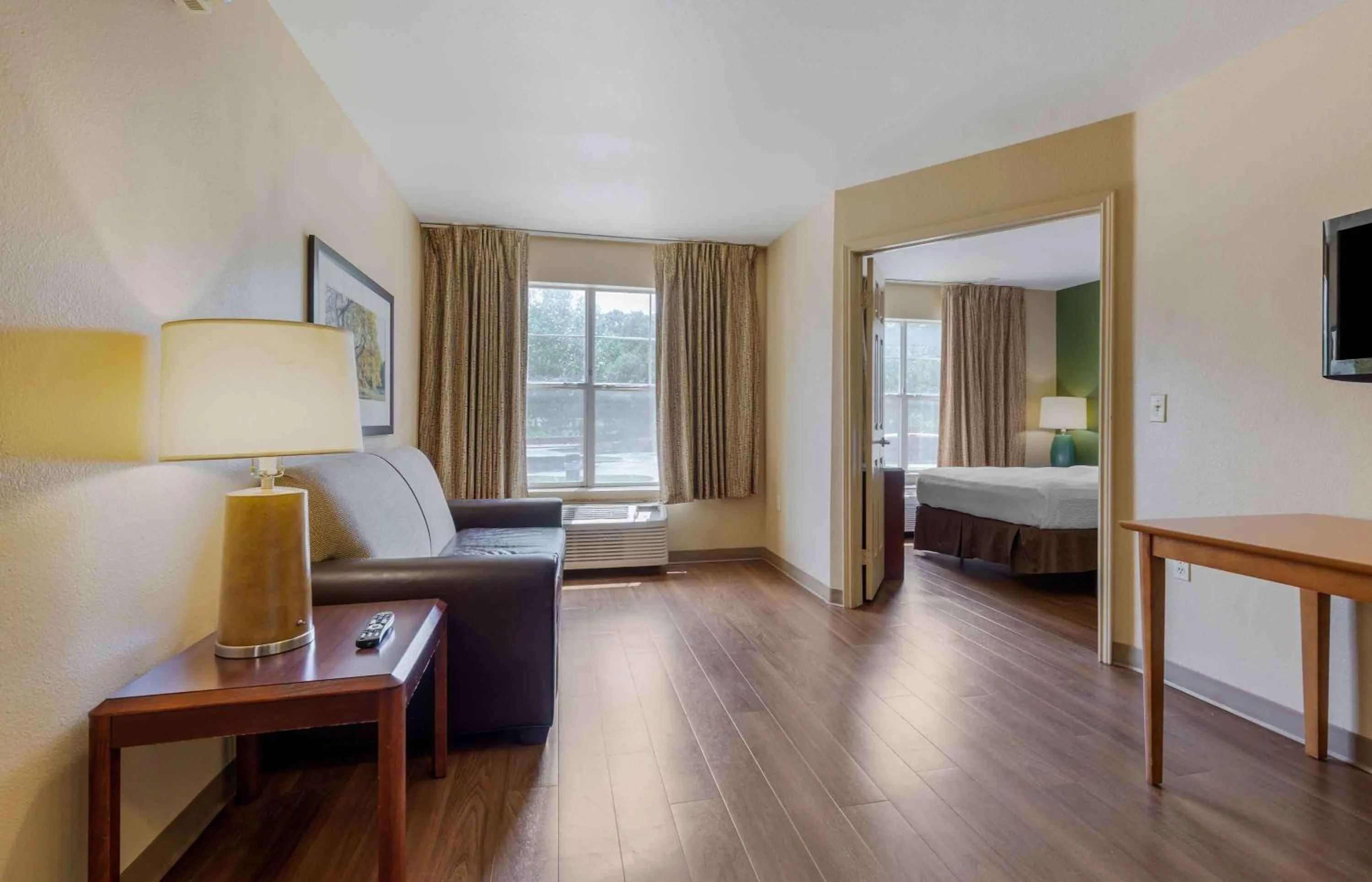Bedroom in Extended Stay America Suites - Austin - North Central