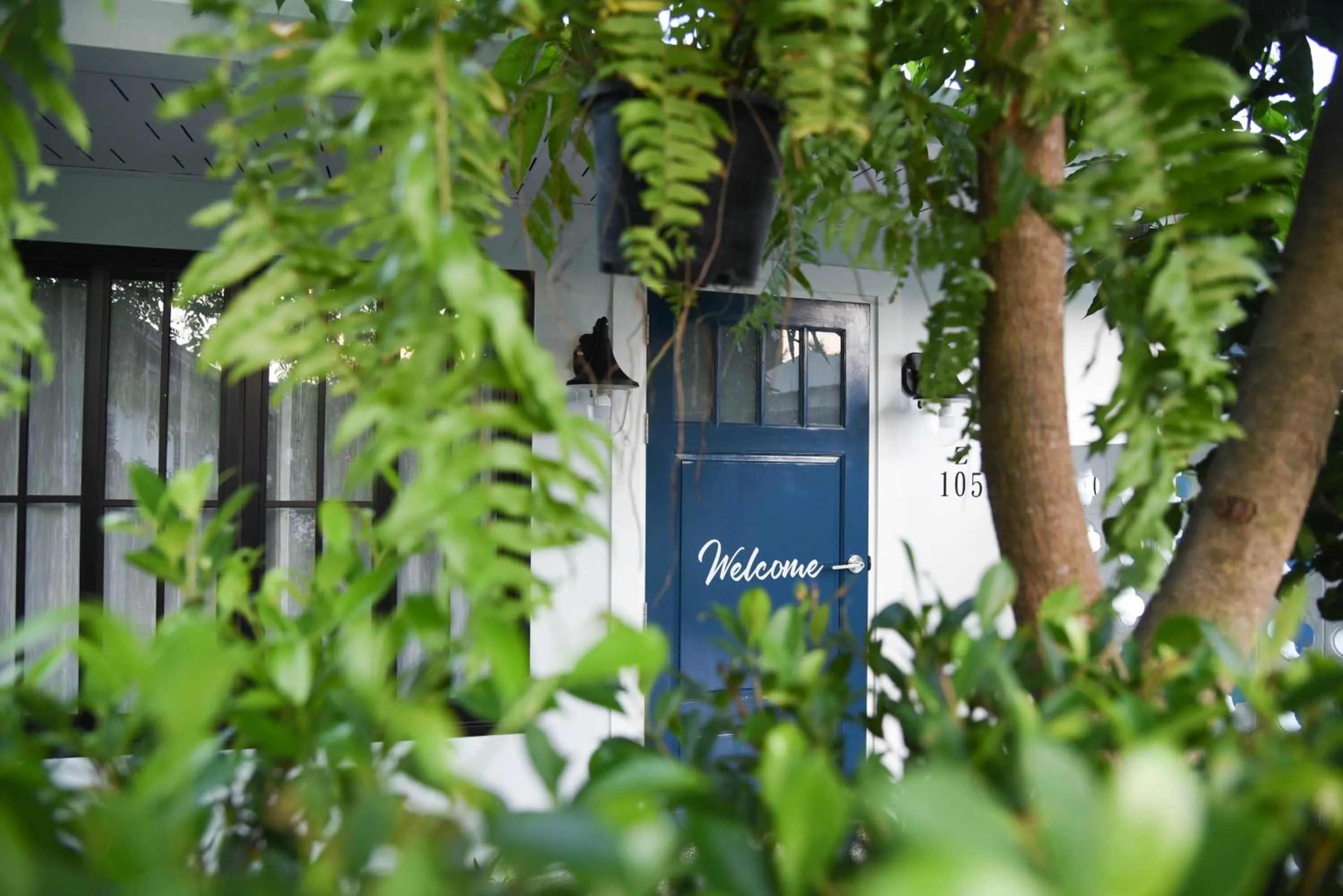 Facade/entrance in Snoozy Guesthouse