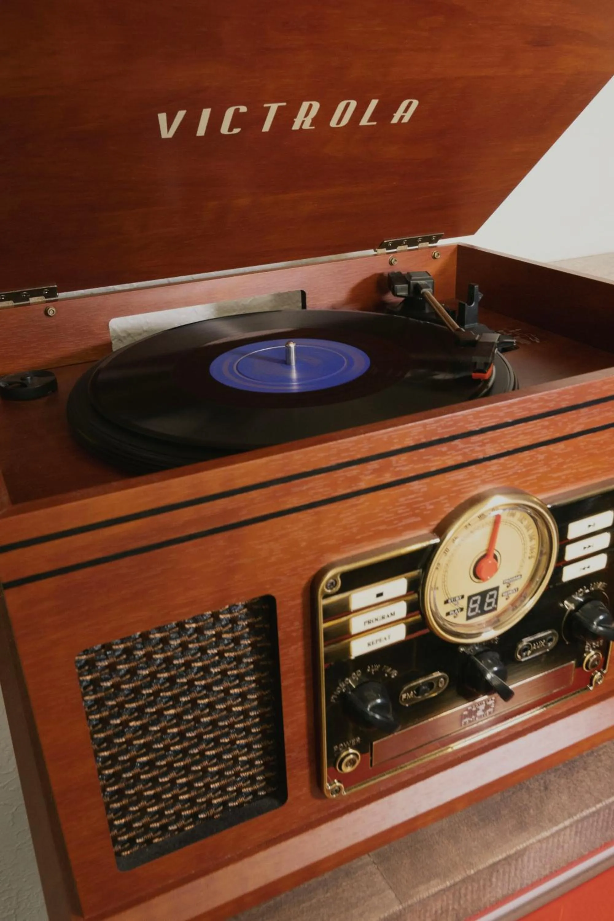 TV and multimedia in Hotel El Rancho