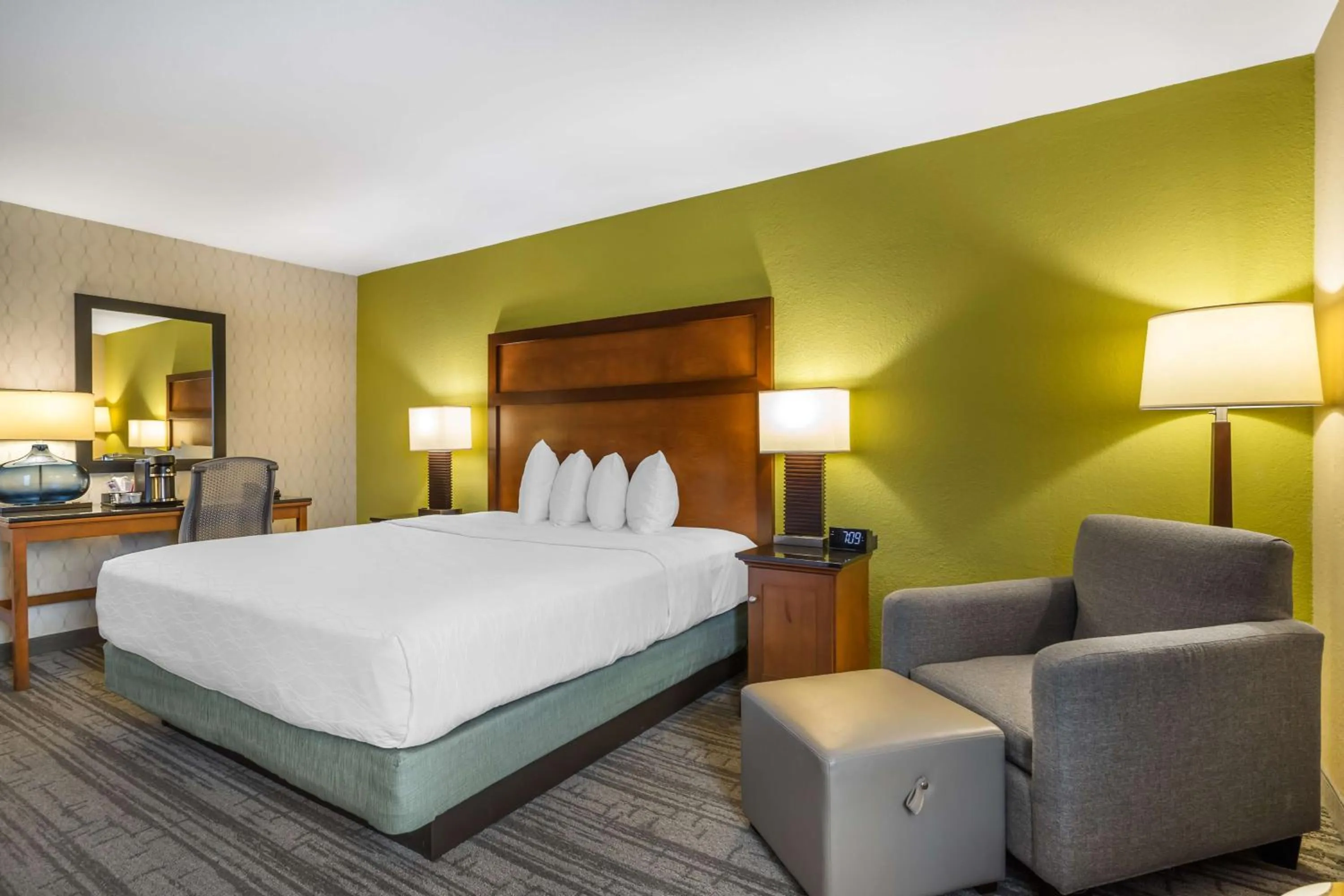 Bedroom, Bed in Best Western Plus Houston Energy Corridor