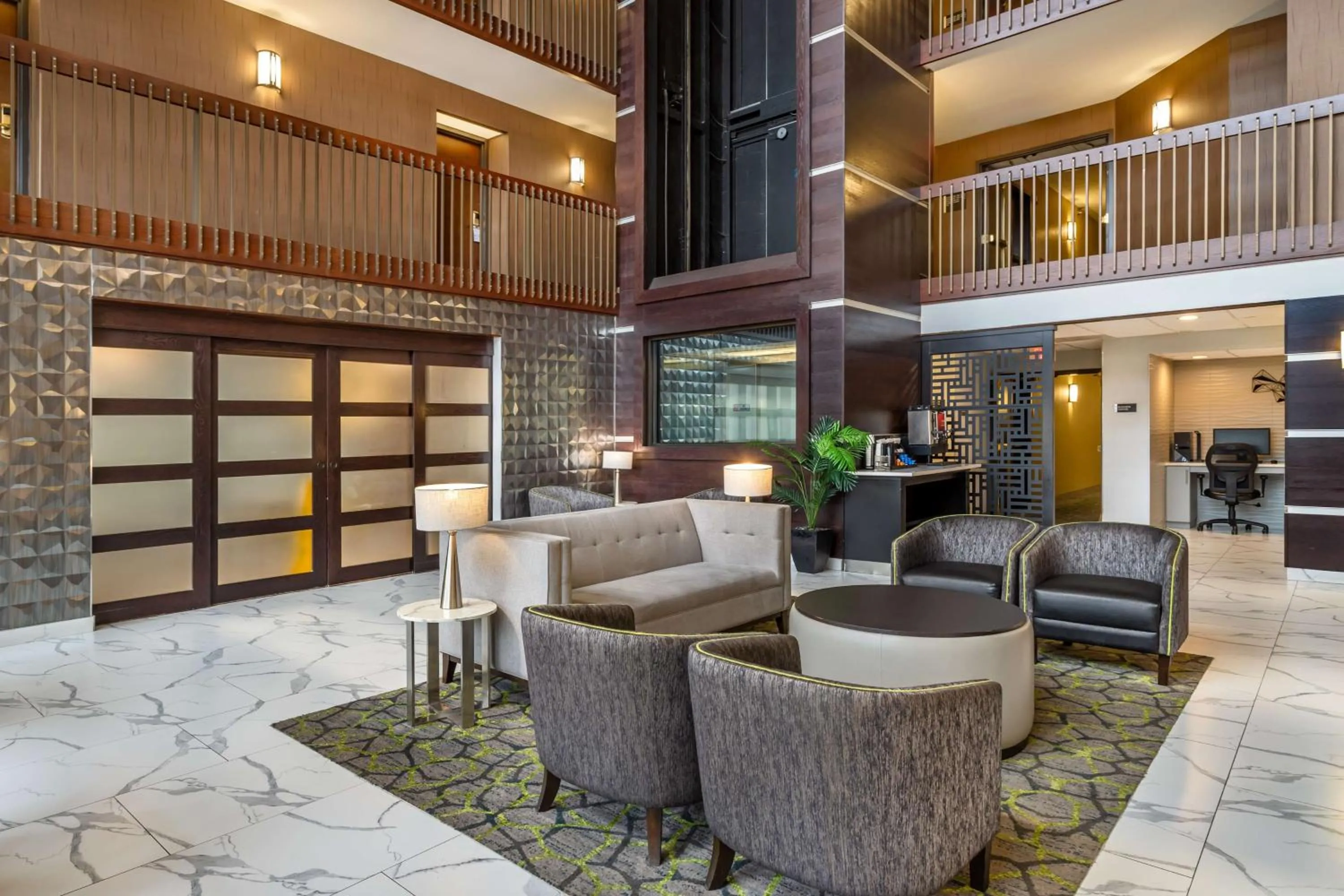 Lobby or reception in Best Western Plus Houston Energy Corridor