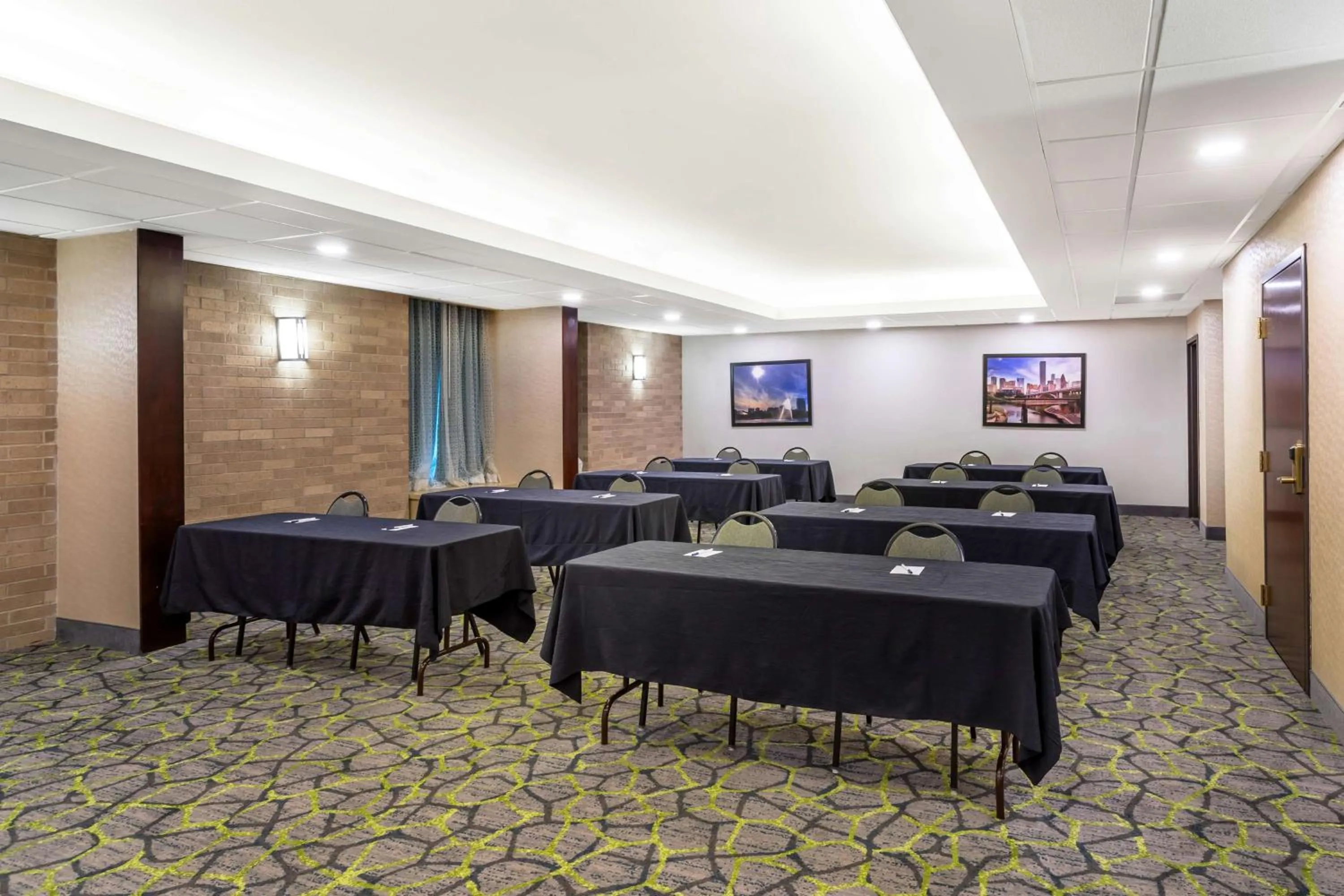 Meeting/conference room in Best Western Plus Houston Energy Corridor