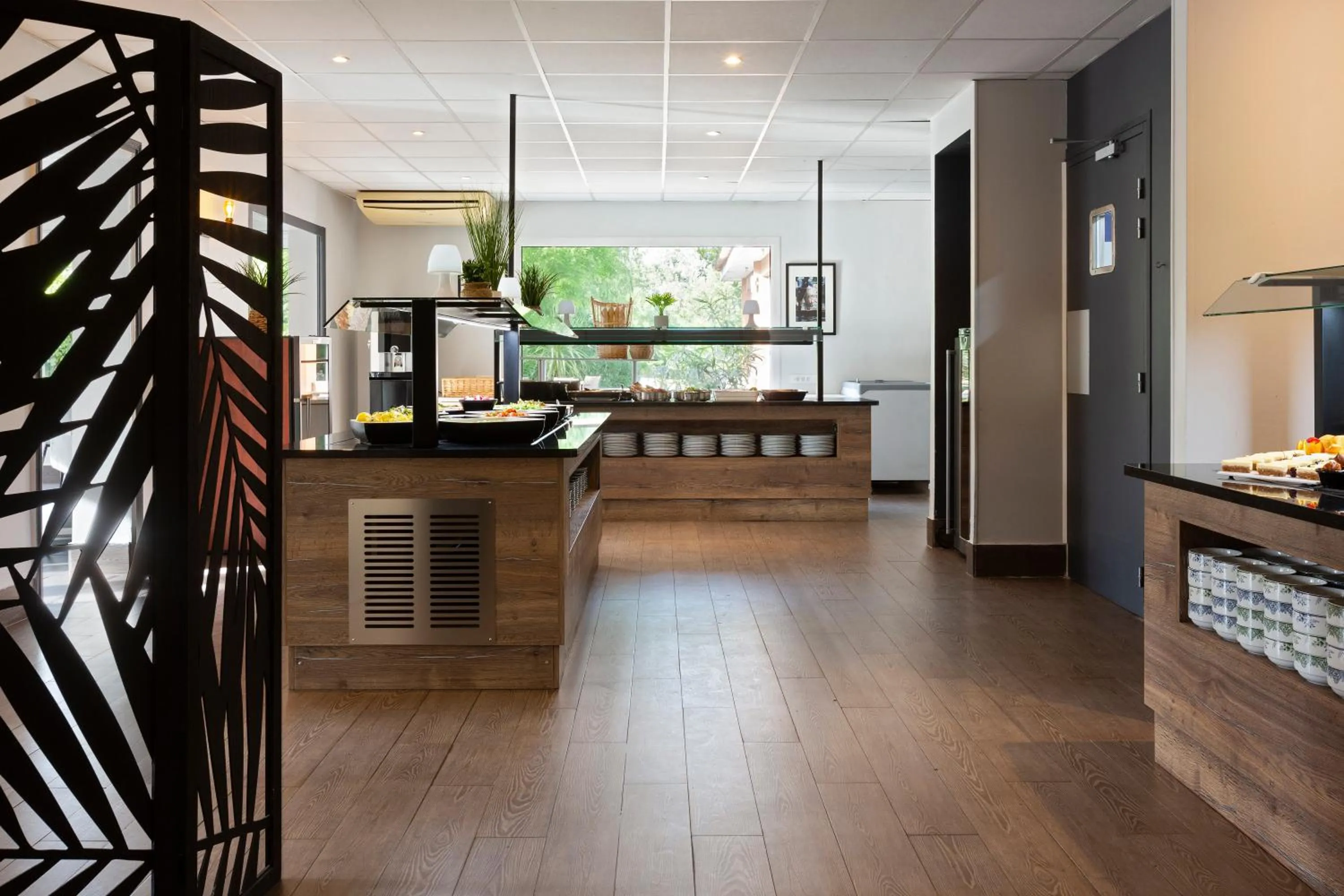 Restaurant/places to eat in SOWELL HOTELS Domaine de la Petite Isle