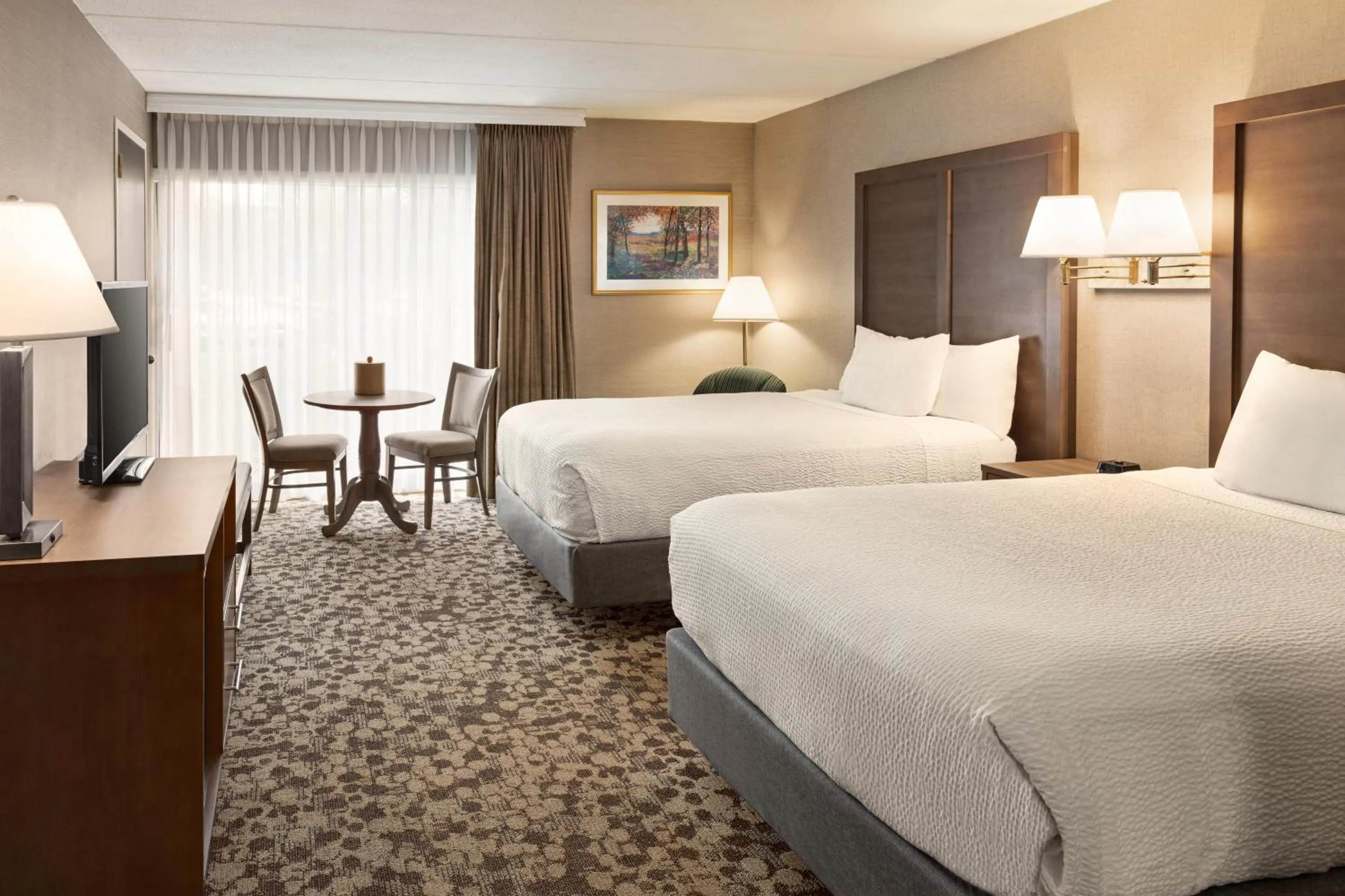 Bedroom, Bed in Ramada Plaza by Wyndham Portland