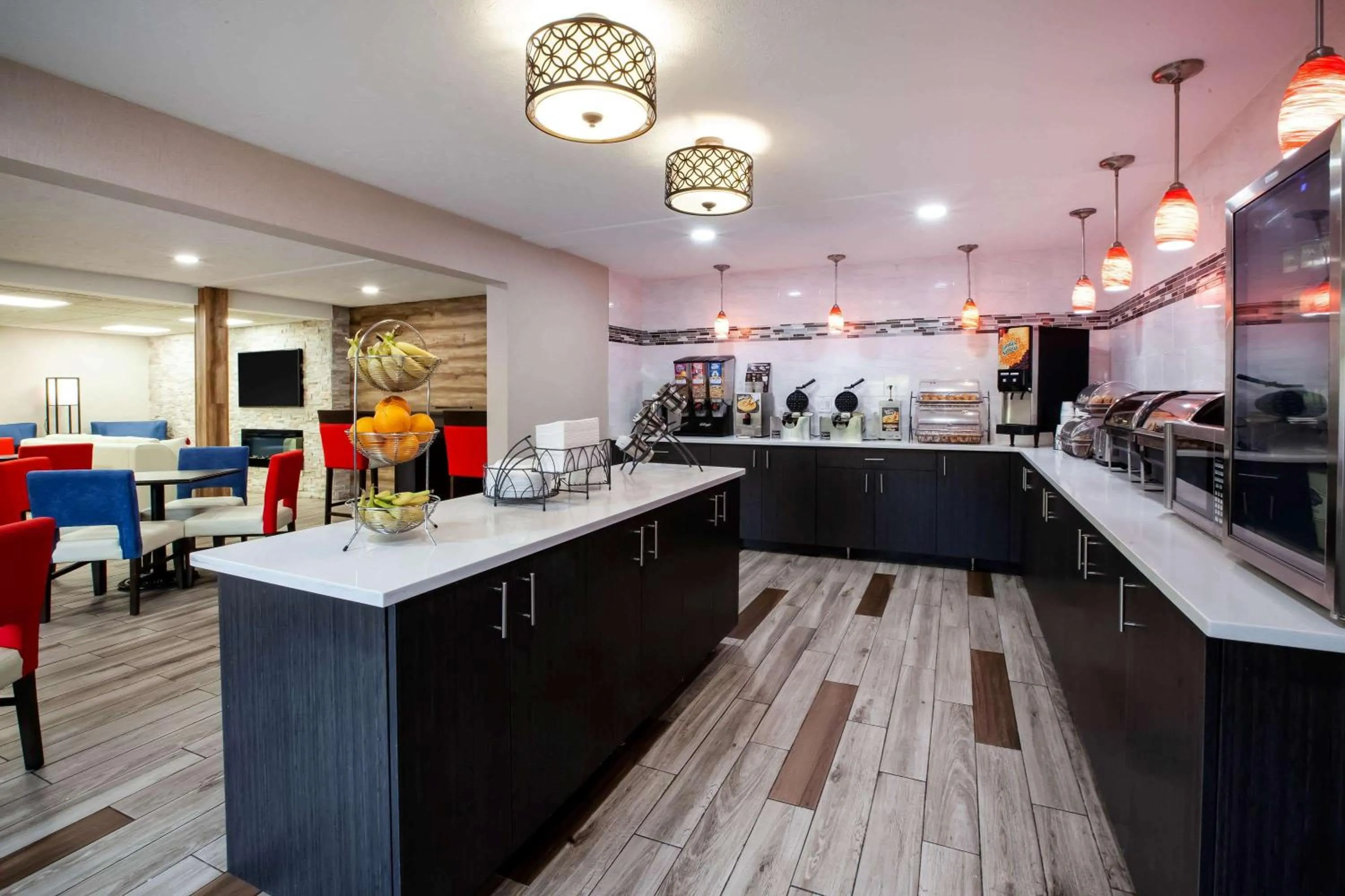 Restaurant/places to eat in Baymont by Wyndham Traverse City