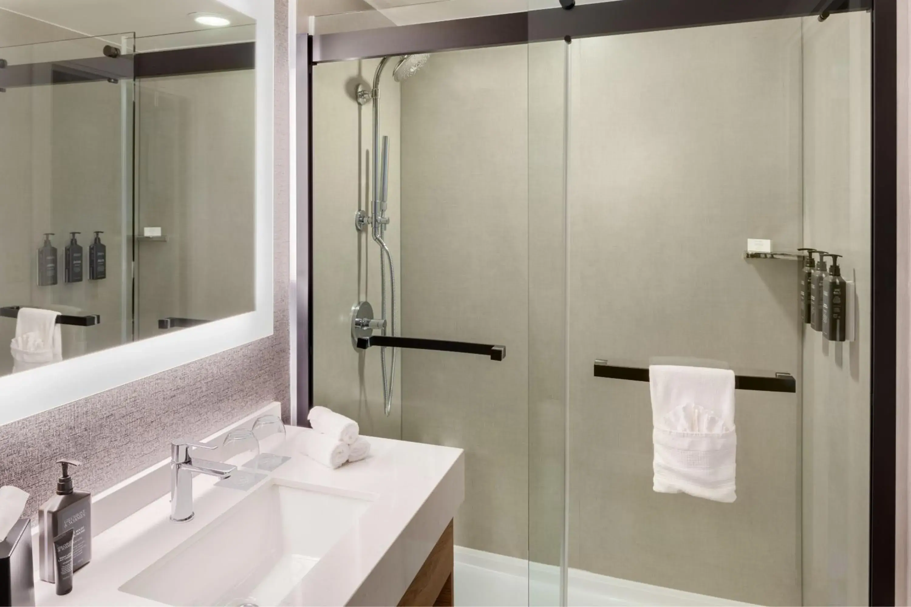 Traditional King Room with Roll-in Shower - Mobility and Hearing Accessible in Sheraton Hotel Stonebriar Traditional King Room with Roll-in Shower - Mobility and Hearing Accessible in Sheraton Hotel Stonebriar