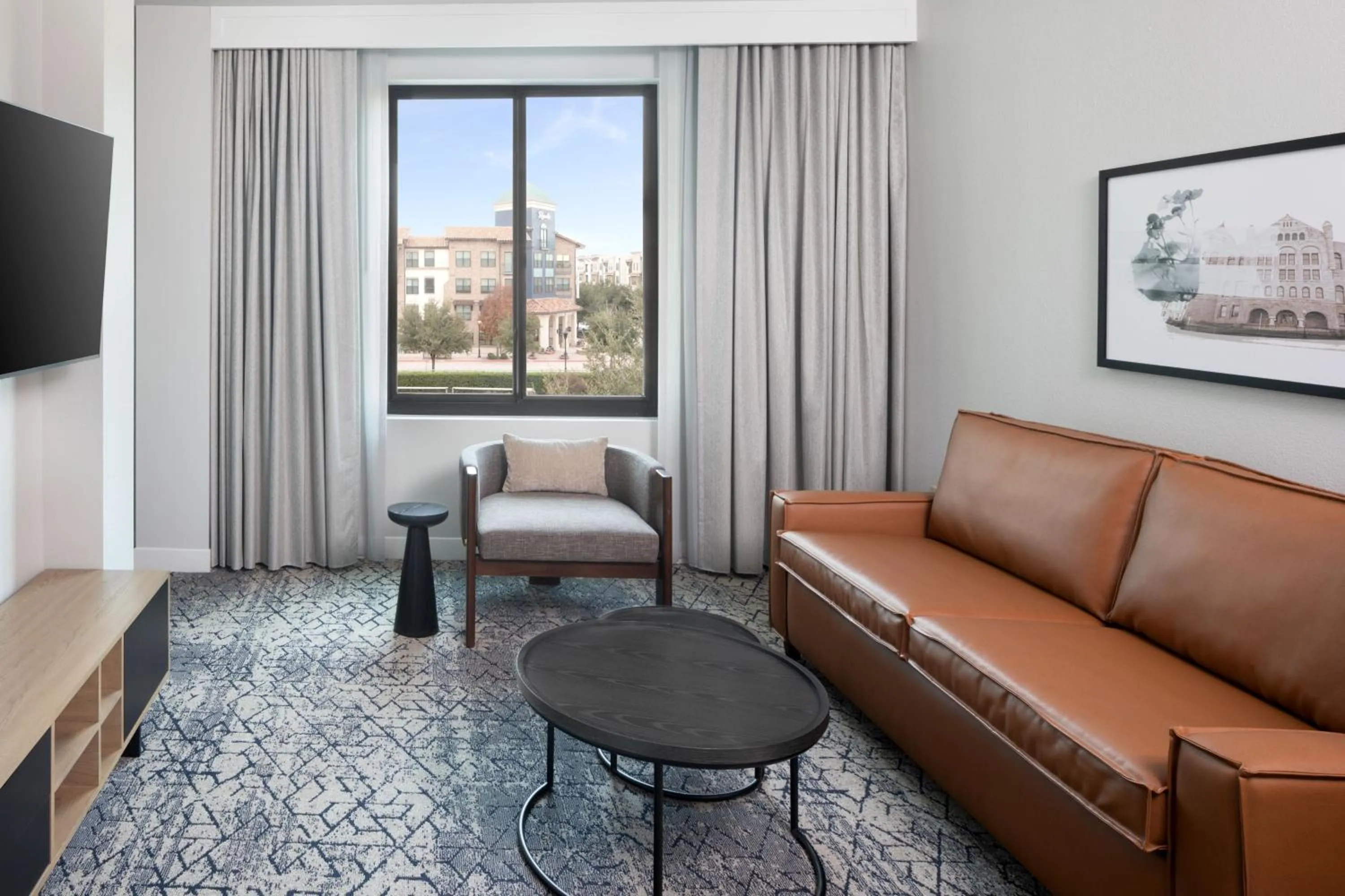 Living room in Sheraton Hotel Stonebriar