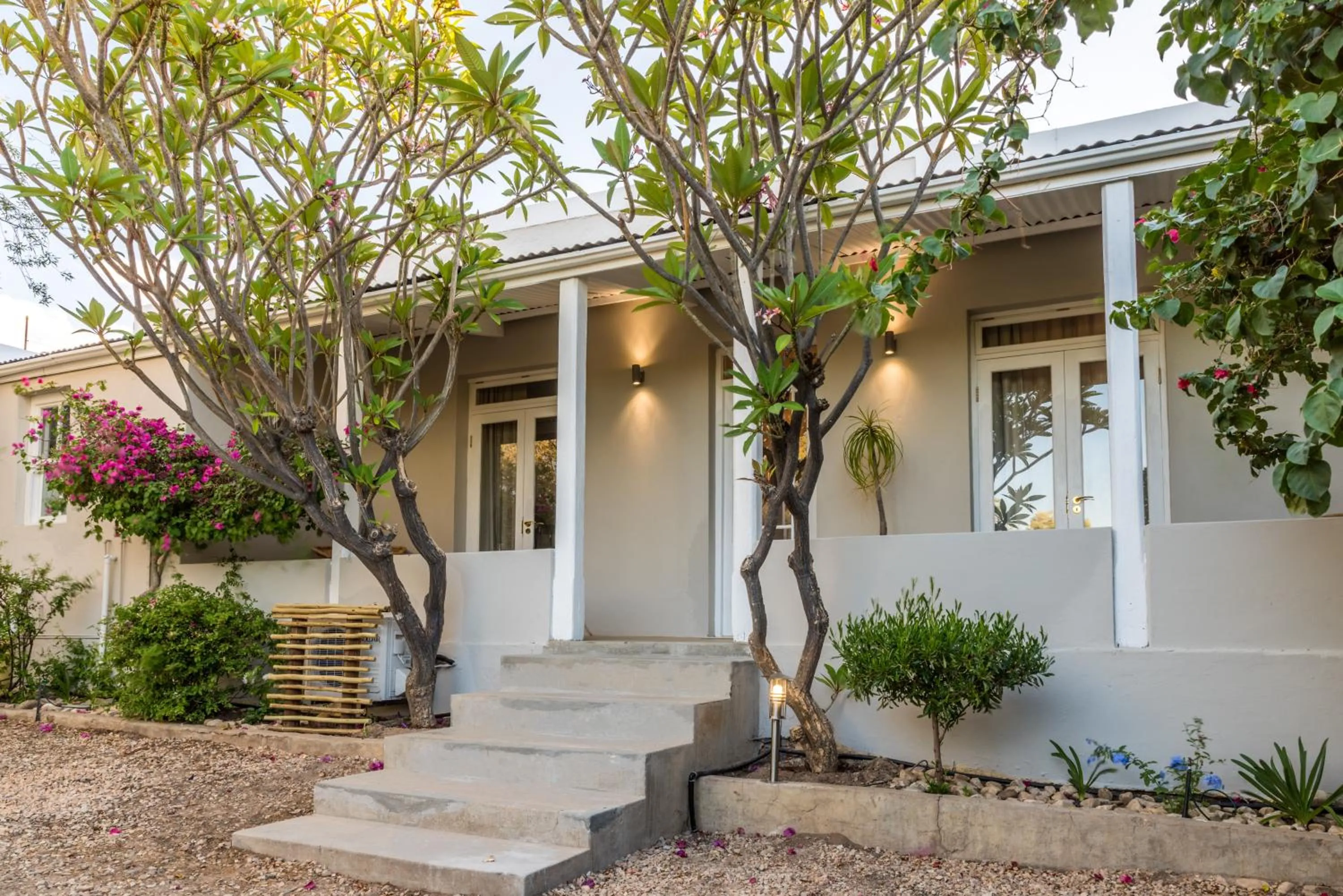 Property building in Elfen House