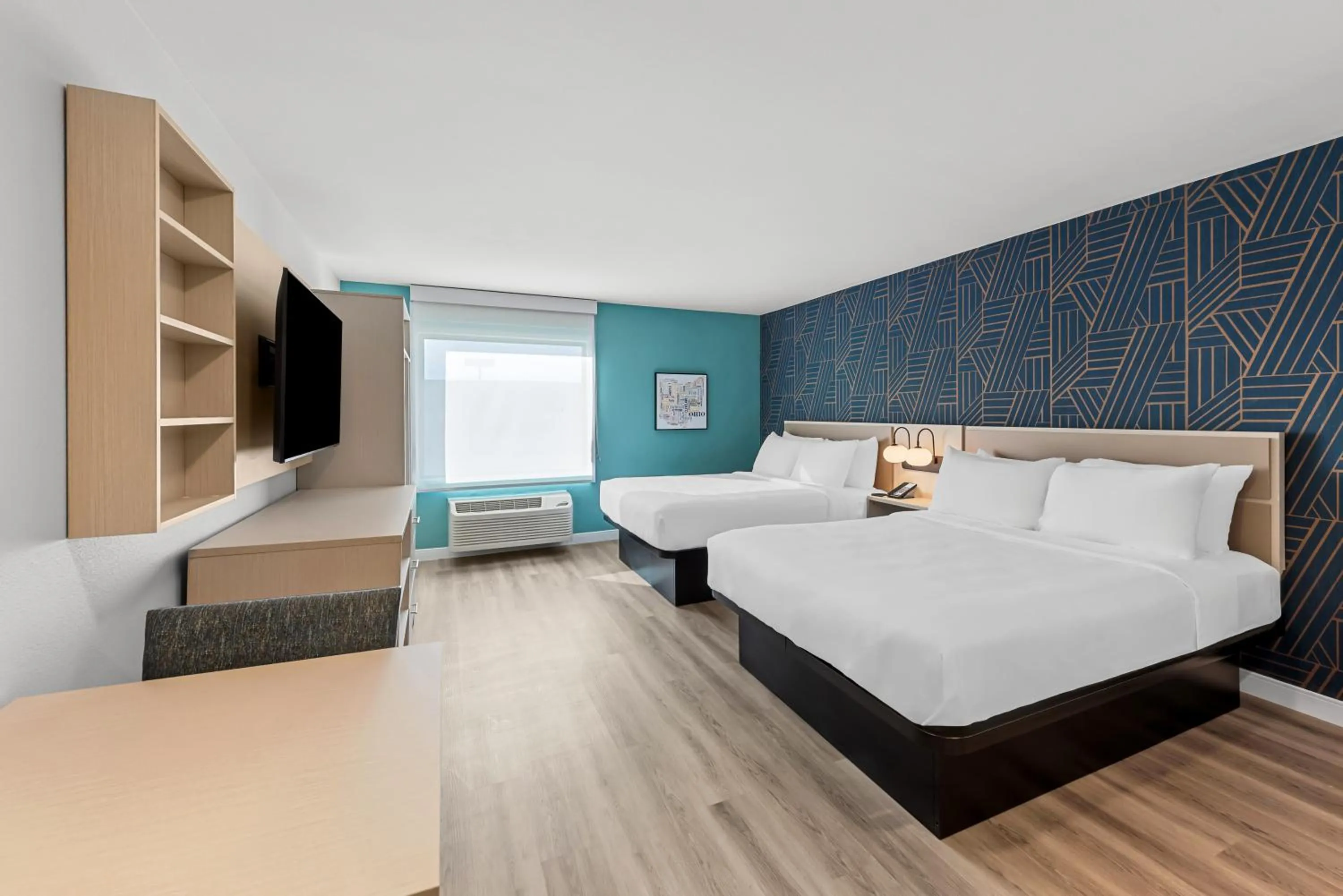 Bed in Suburban Studios Columbus North