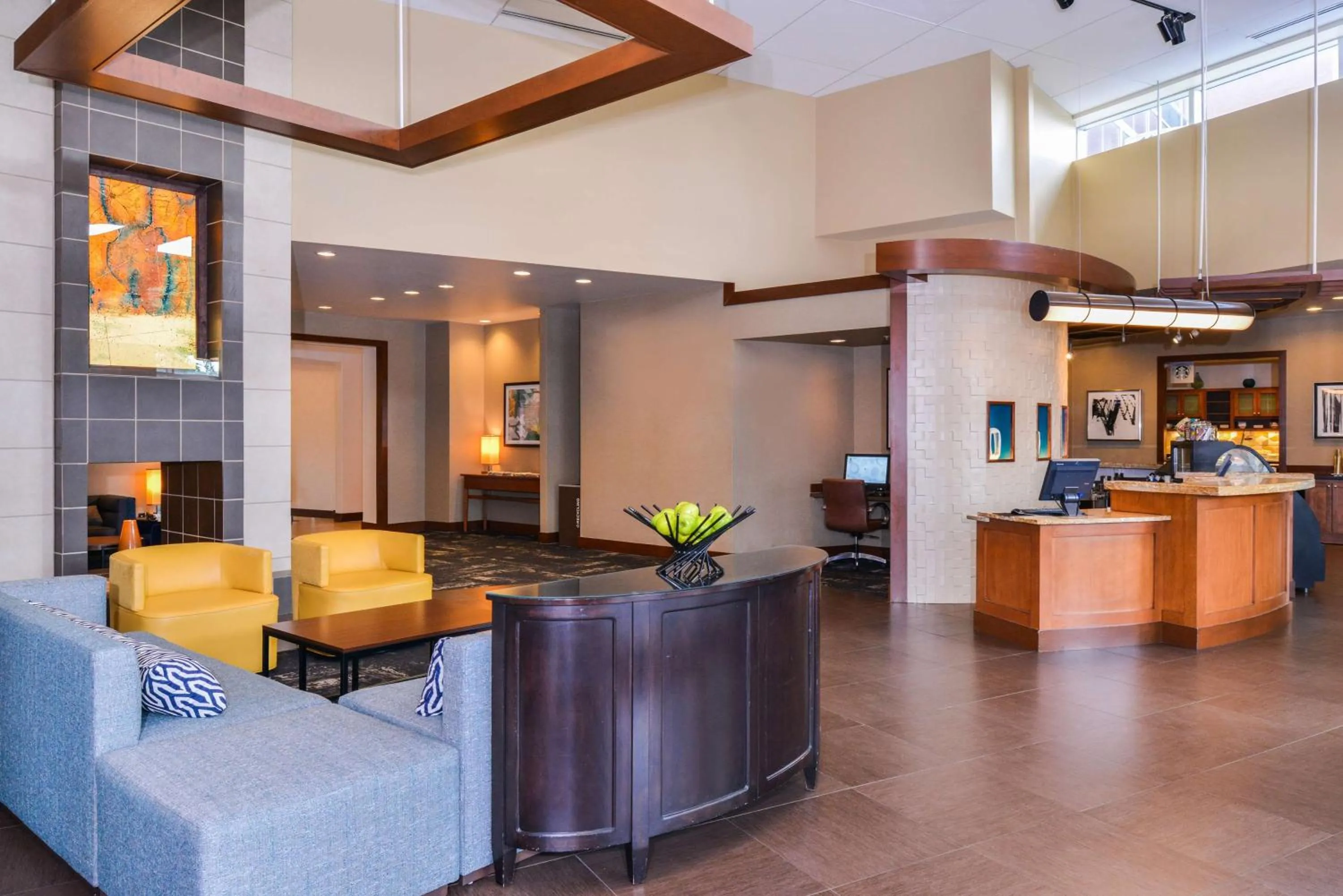 Lobby or reception in Hyatt Place Chesapeake