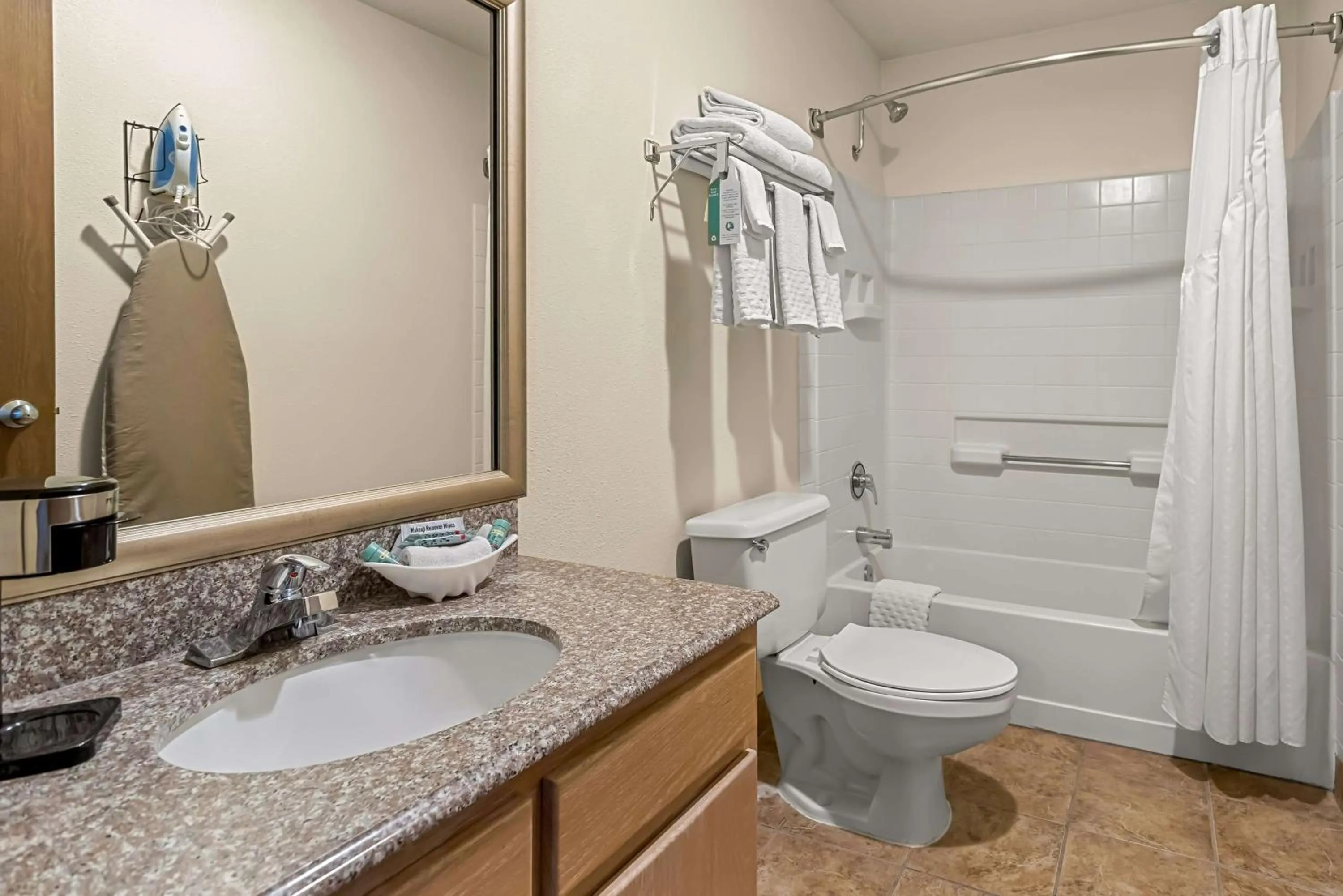 Bathroom in Best Western Socorro Hotel & Suites