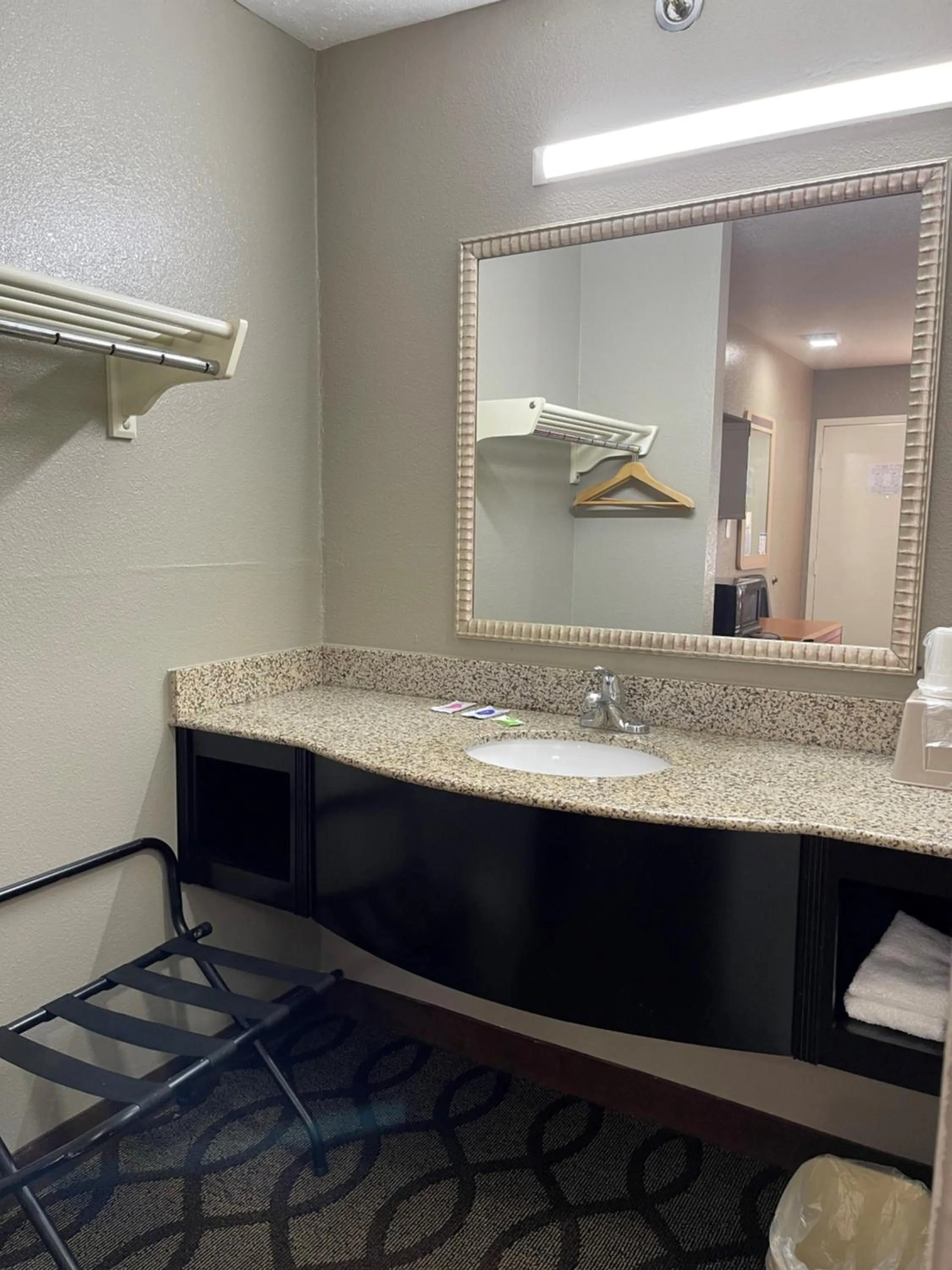 Bathroom in Super 7 Inn