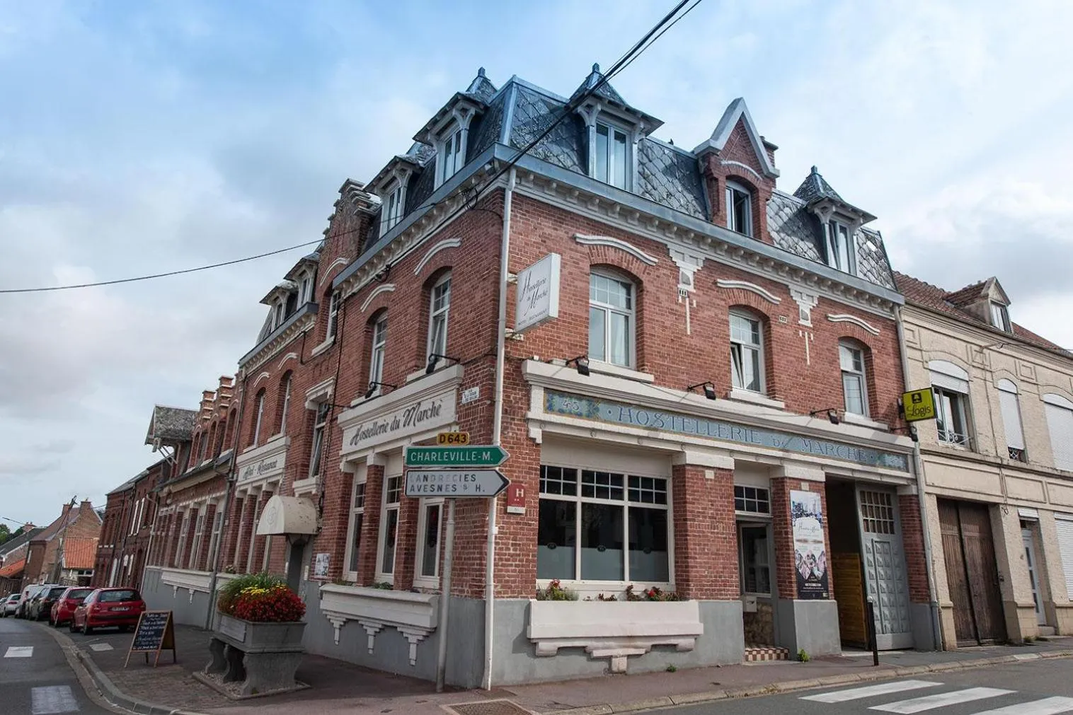 Logis - Hostellerie & Restaurant du Marché