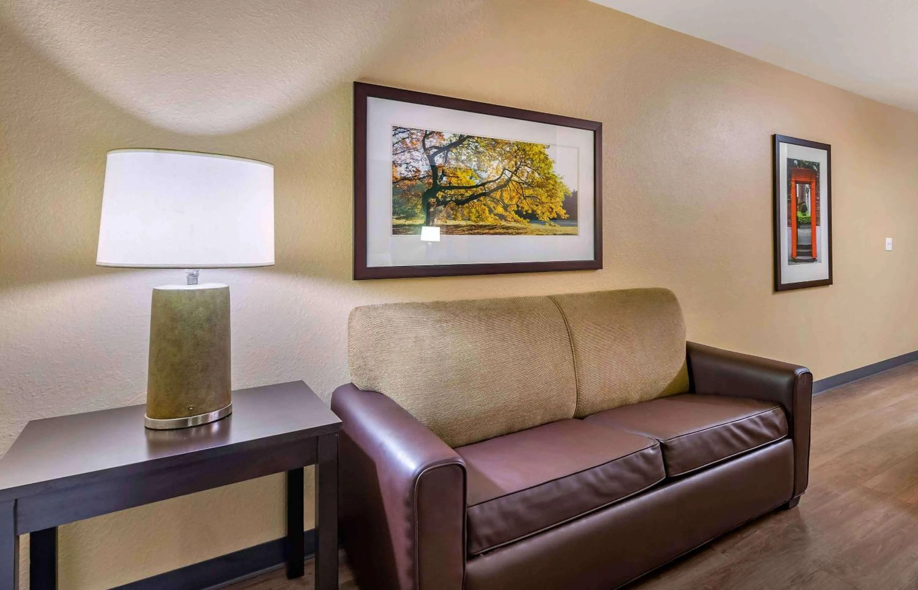 Bedroom in Extended Stay America Suites - Austin - Northwest - Research Park