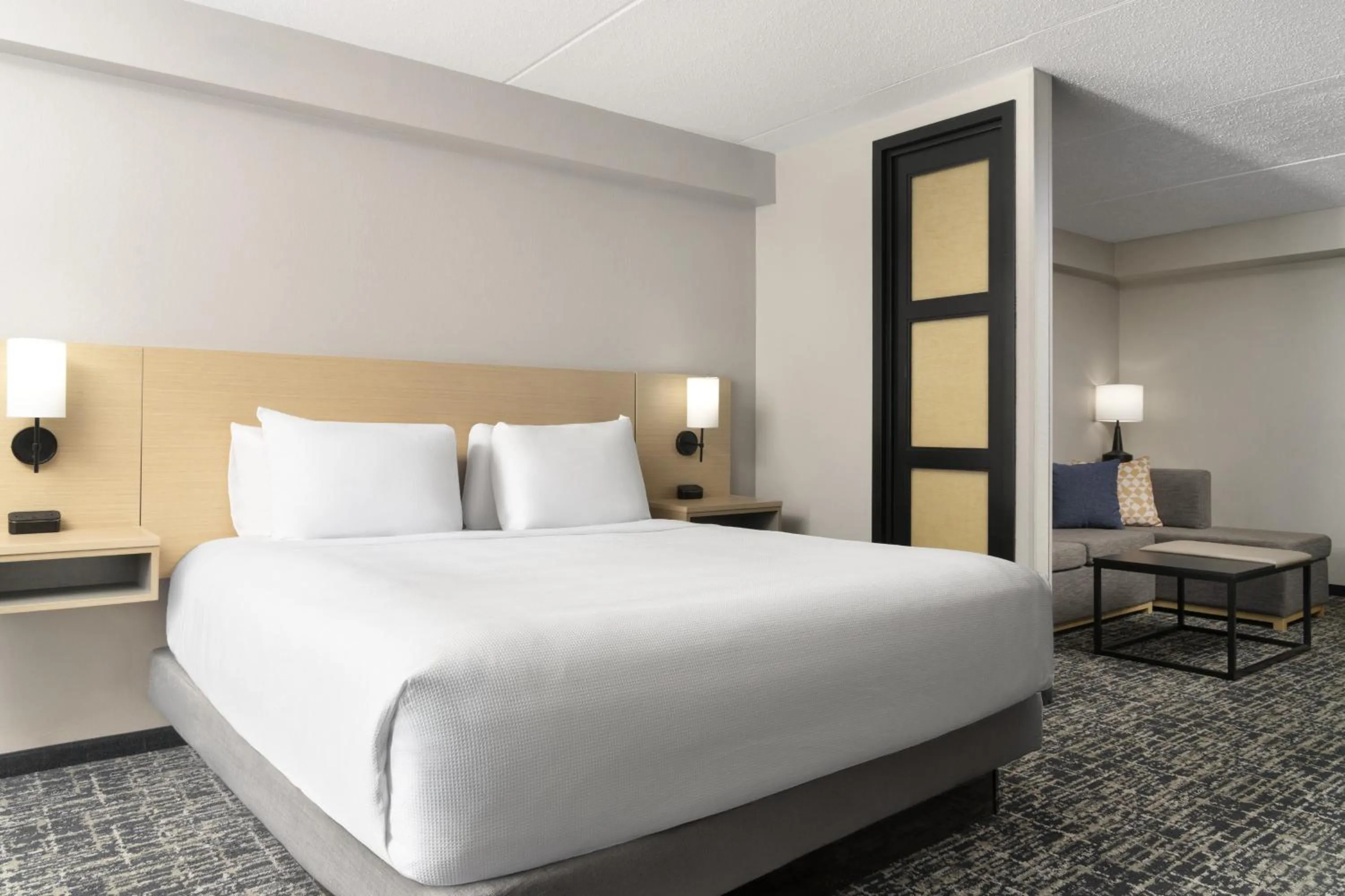 Bed in Hyatt Select Richmond Chester