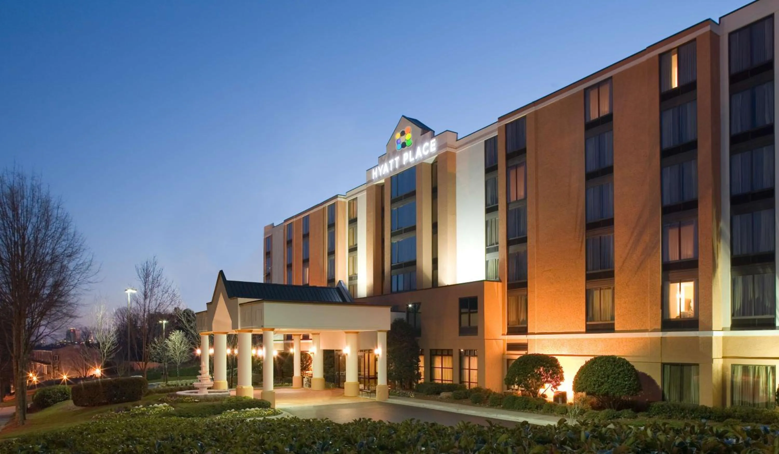 Property building in Hyatt Select Richmond Chester