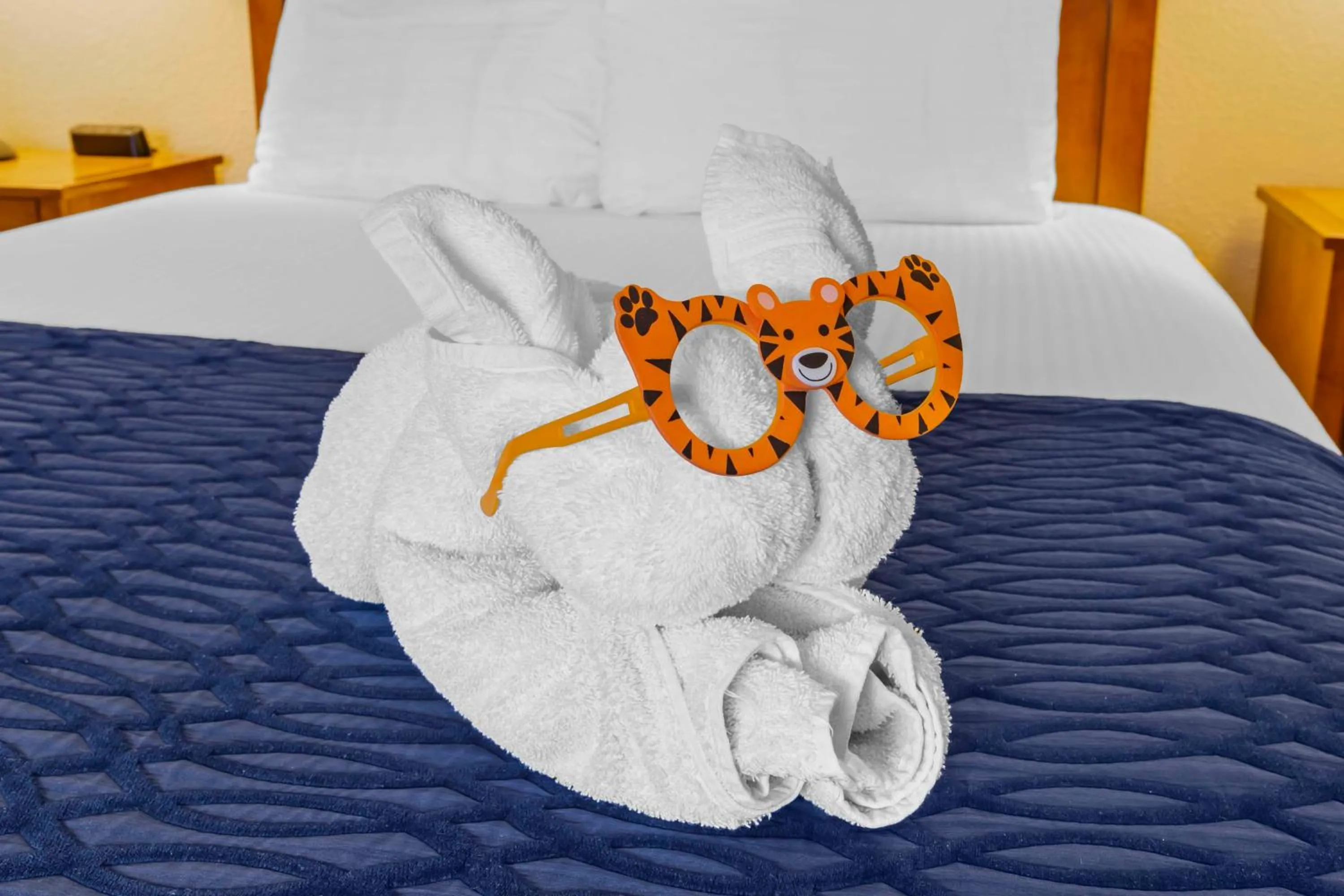 Bedroom, Bed in Best Western Sunset Inn