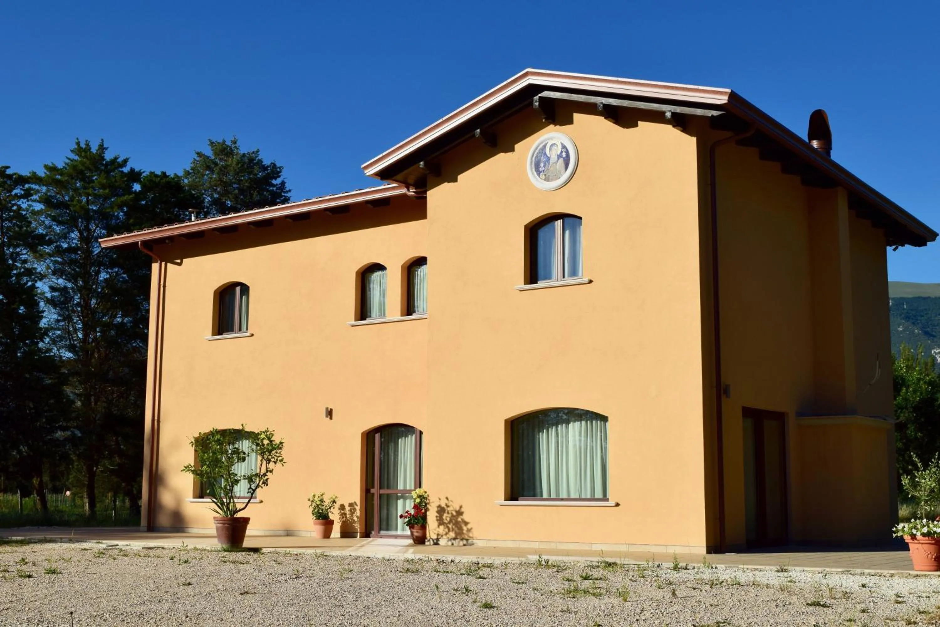 Property building in Il Castellaccio