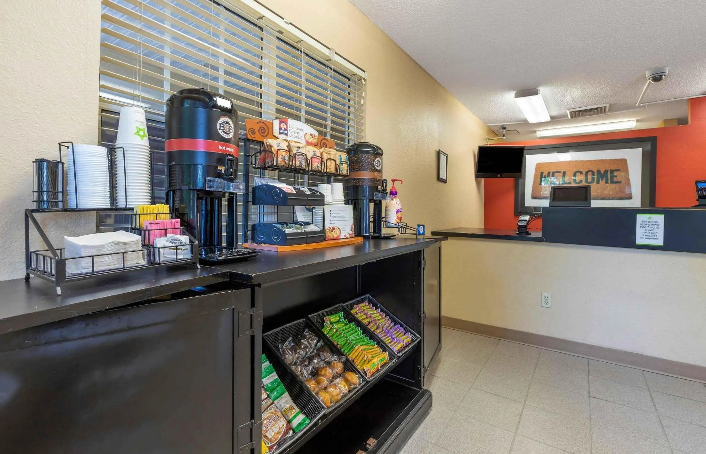 Breakfast in Extended Stay America Suites - Columbia - West - Interstate 126