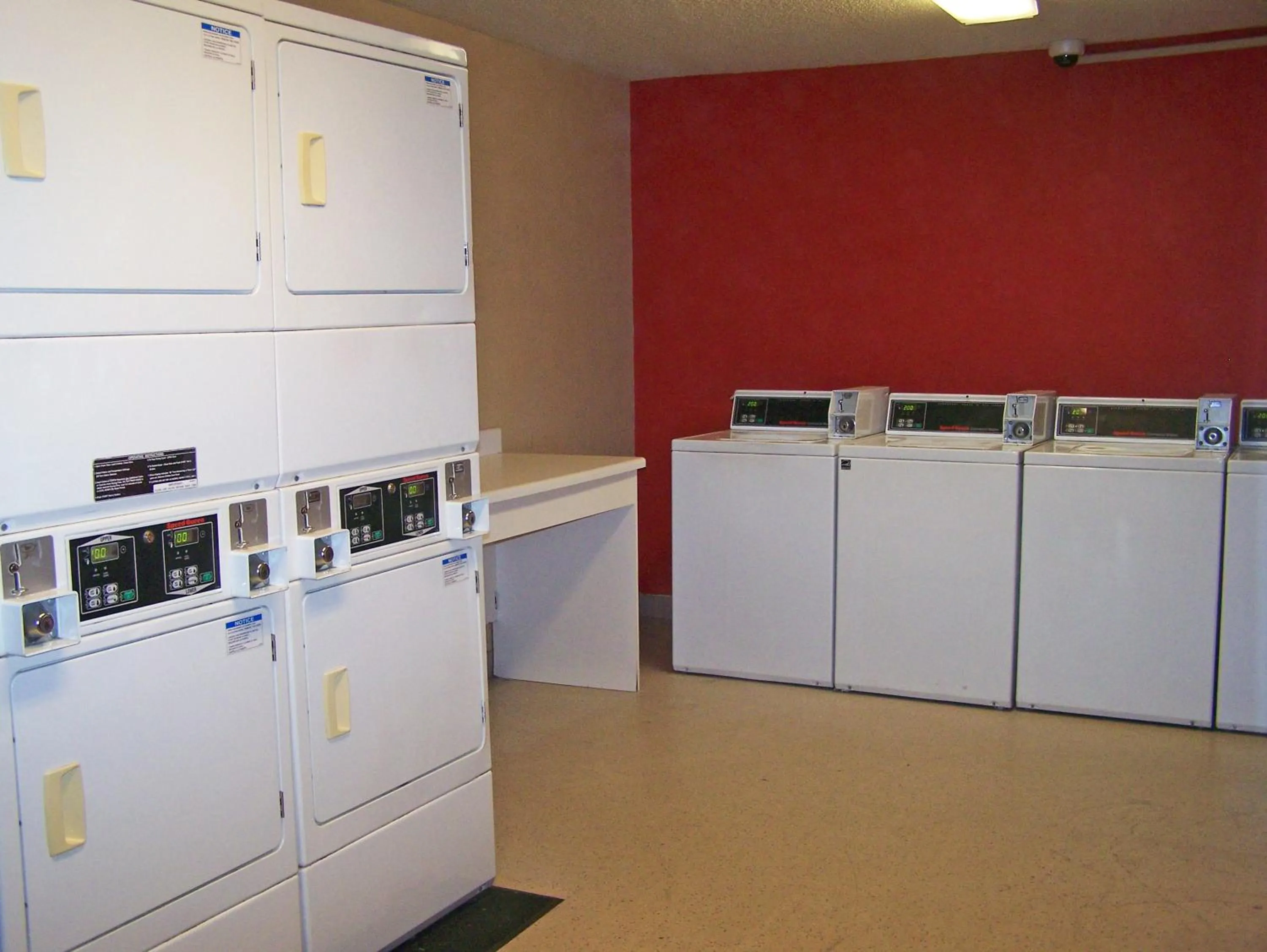 Area and facilities in Extended Stay America Suites - Columbia - West - Interstate 126