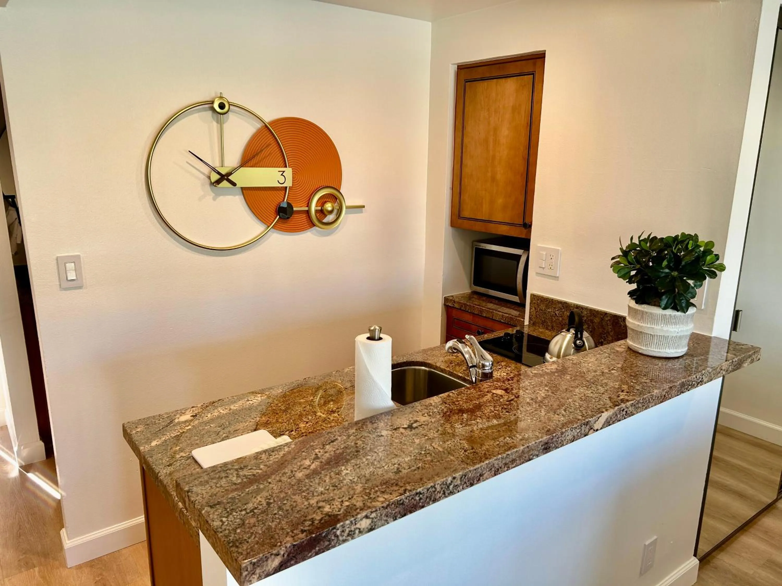 Property building in Shadow Mountain Resort